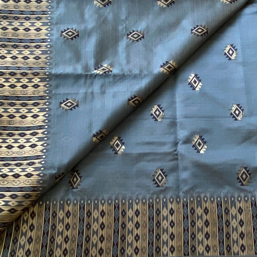 Slate Blue Geometric Diamond Zari Silk Saree With Tassel Pallu