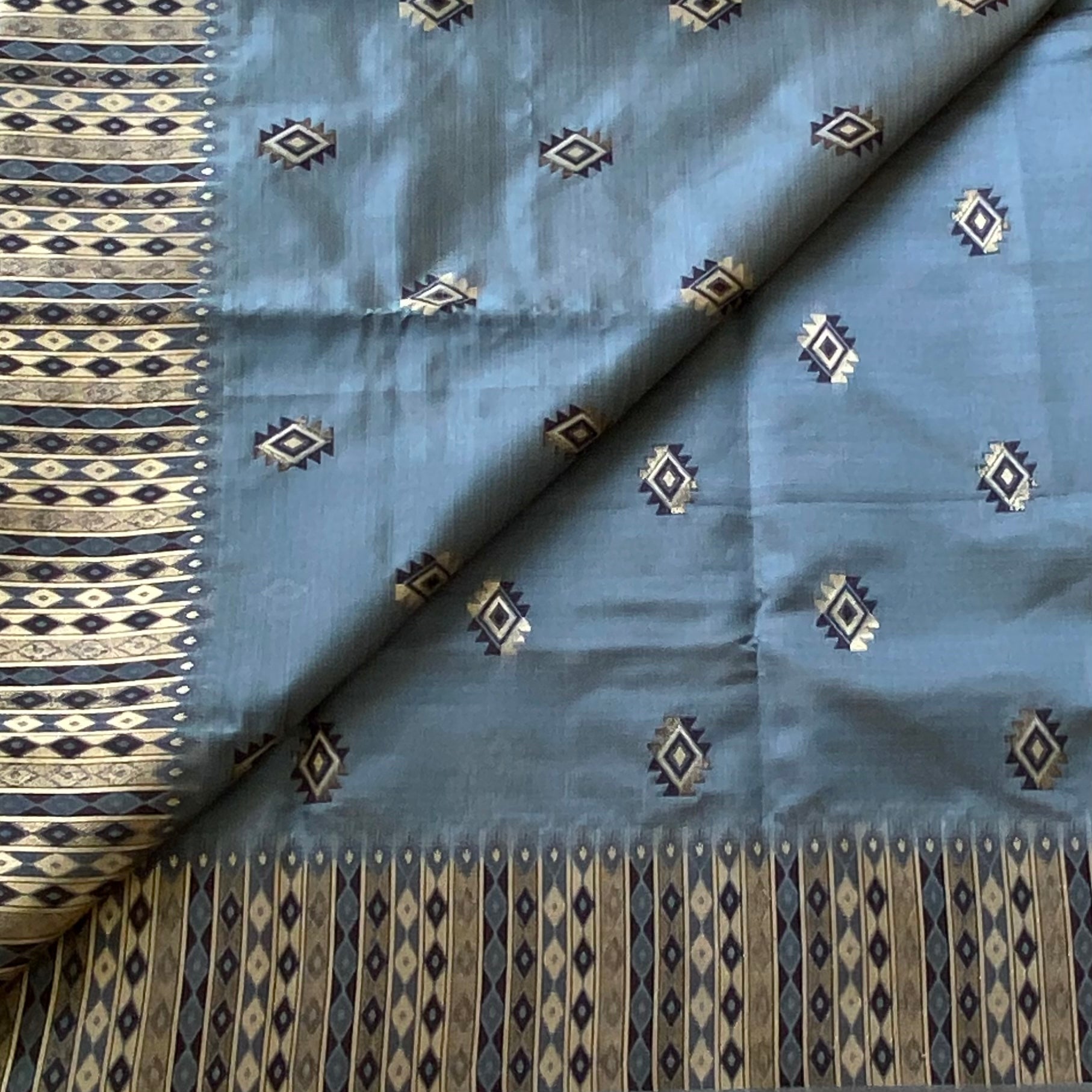 Slate Blue Geometric Diamond Zari Silk Saree With Tassel Pallu