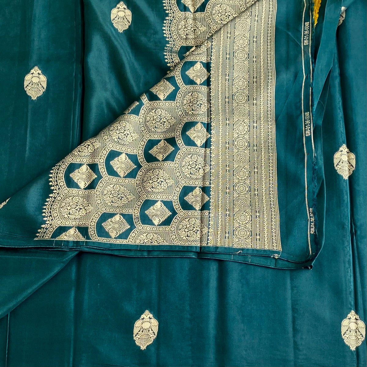 Teal Blue Soft Crepe Silk Saree With Antique Brocade Pallu