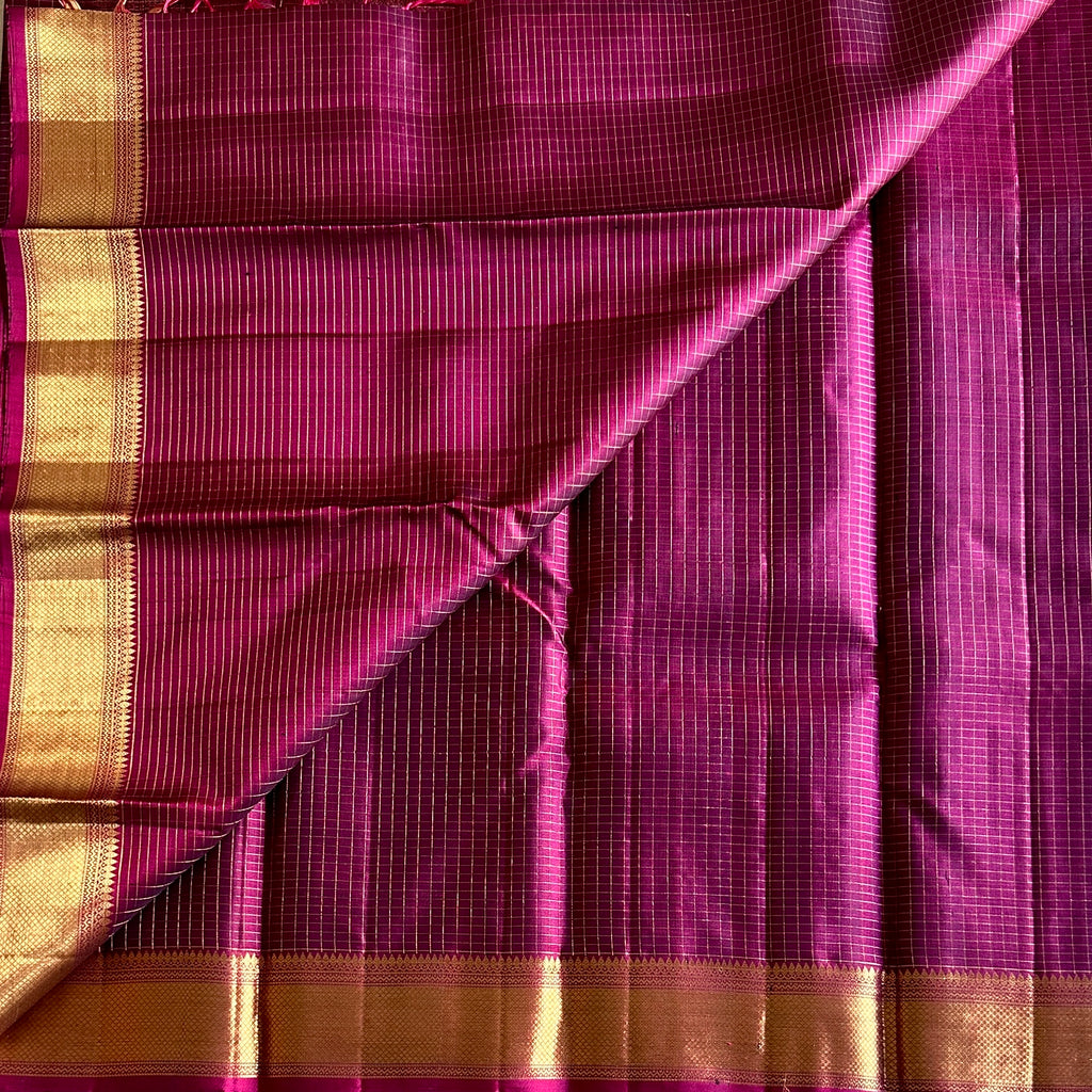 Magenta Silk Saree Gold Zari Checked Body Woven Border Pallu