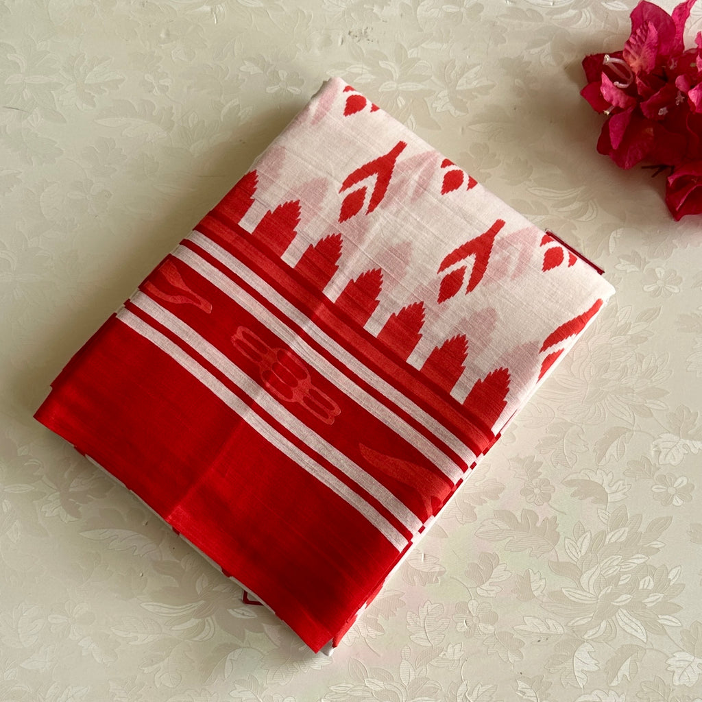 Ivory White With Crimson Red Everyday Elegance Printed Pallu