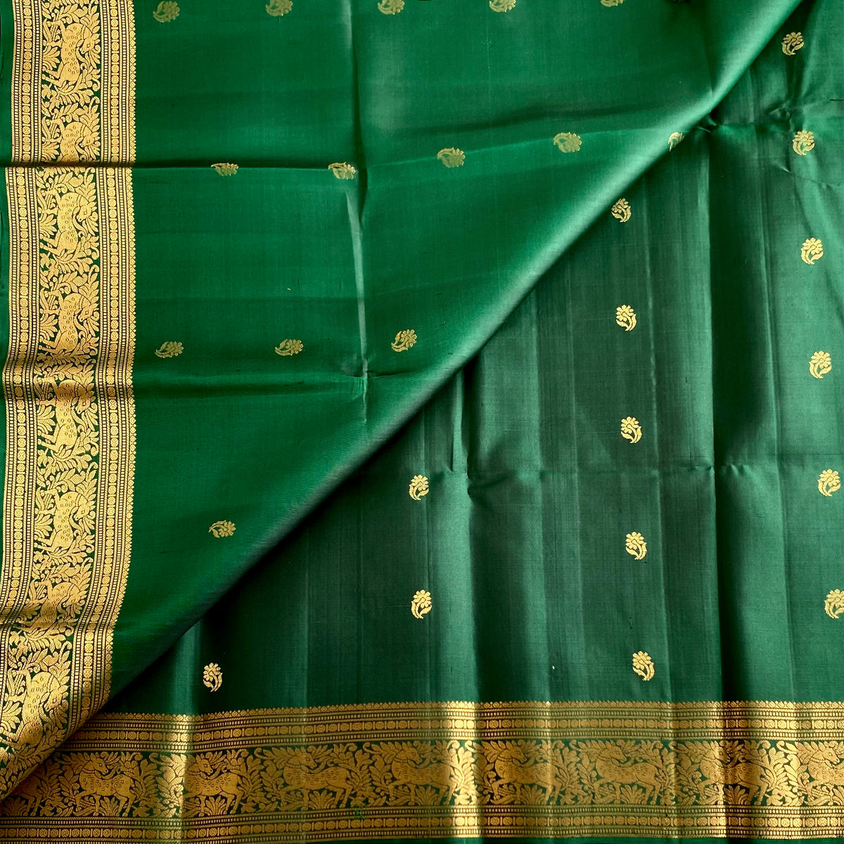 Emerald Green Designer Pure Silk Saree With Antique Gold Pallu