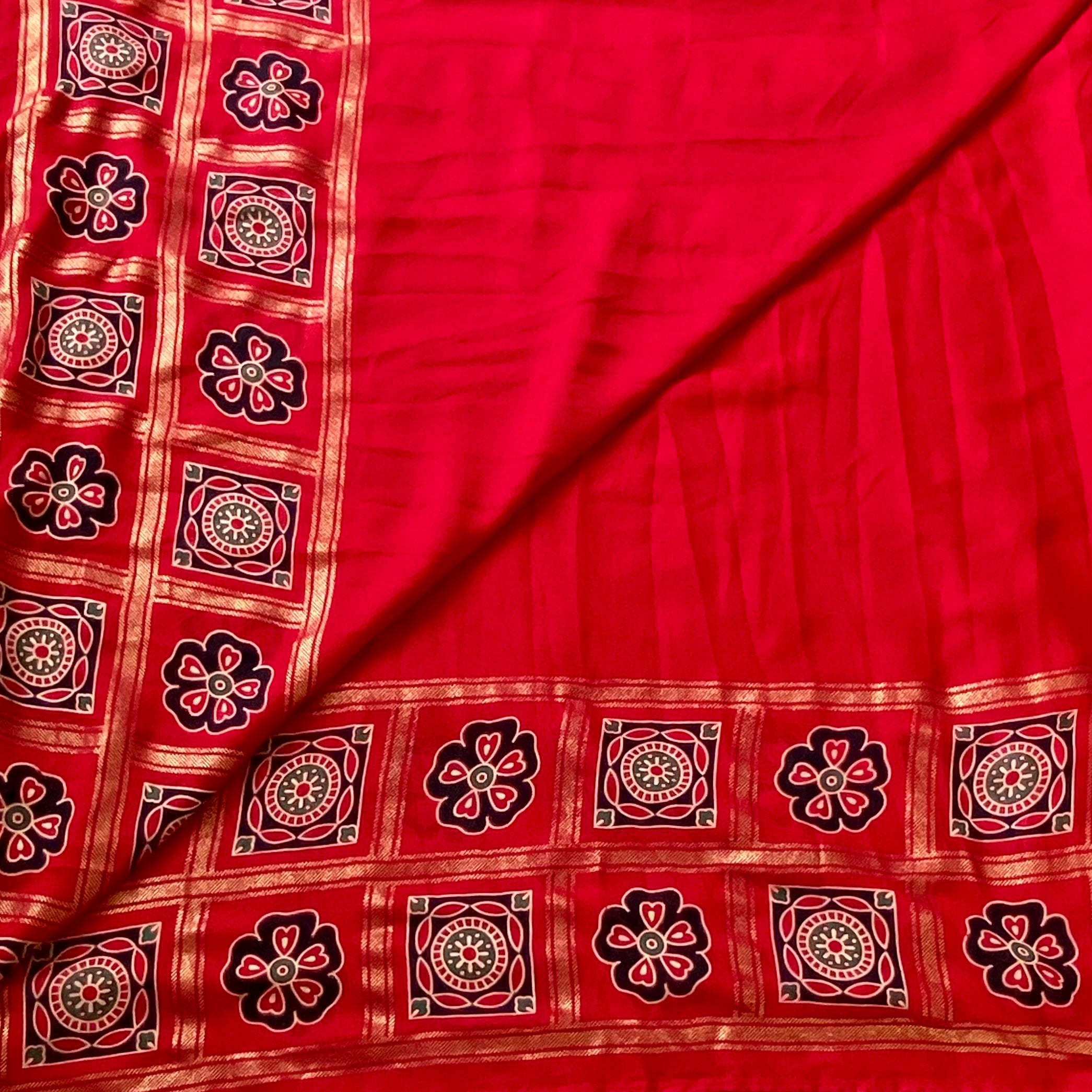 Vermilion Red Zari Paisley soft cotton printed beauty - everyday elegance