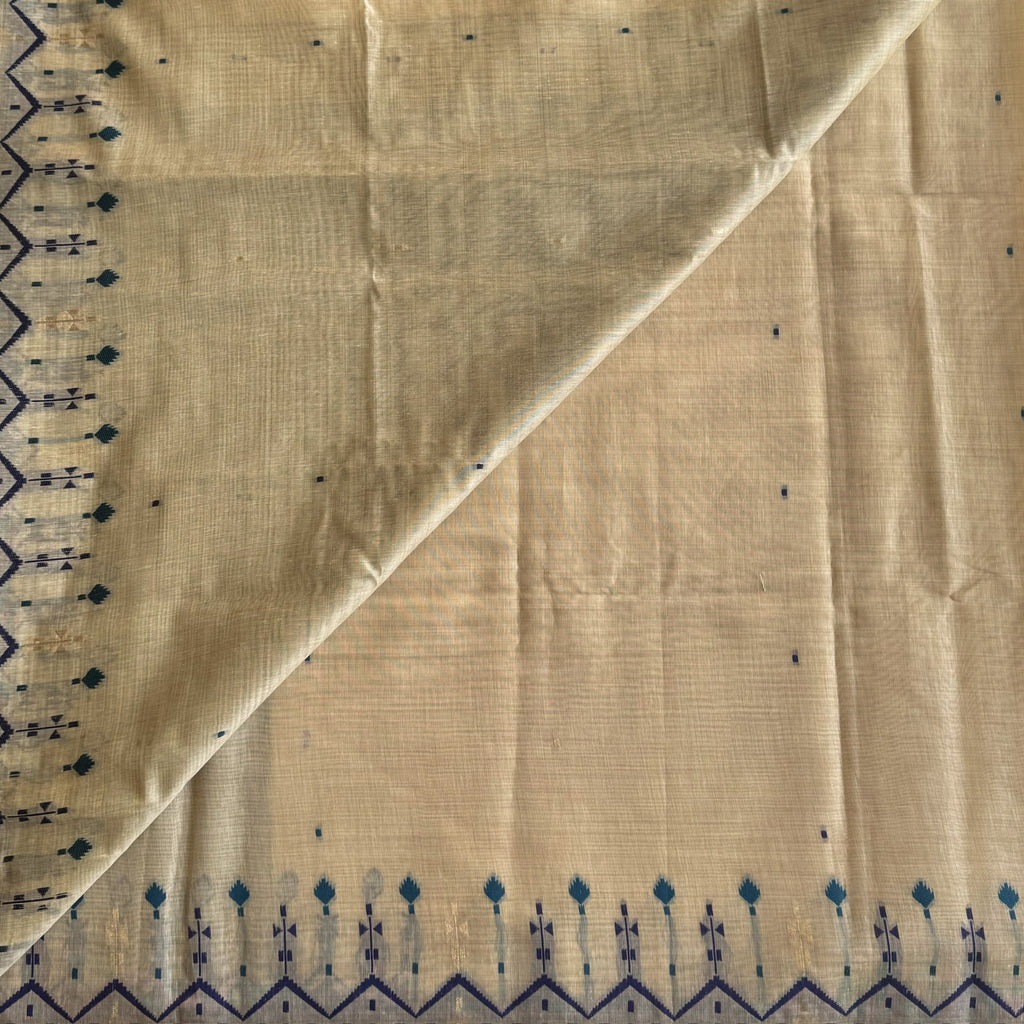 Cream Beige Ikat Saree Pale Blue Pallu Tassel Border Traditional