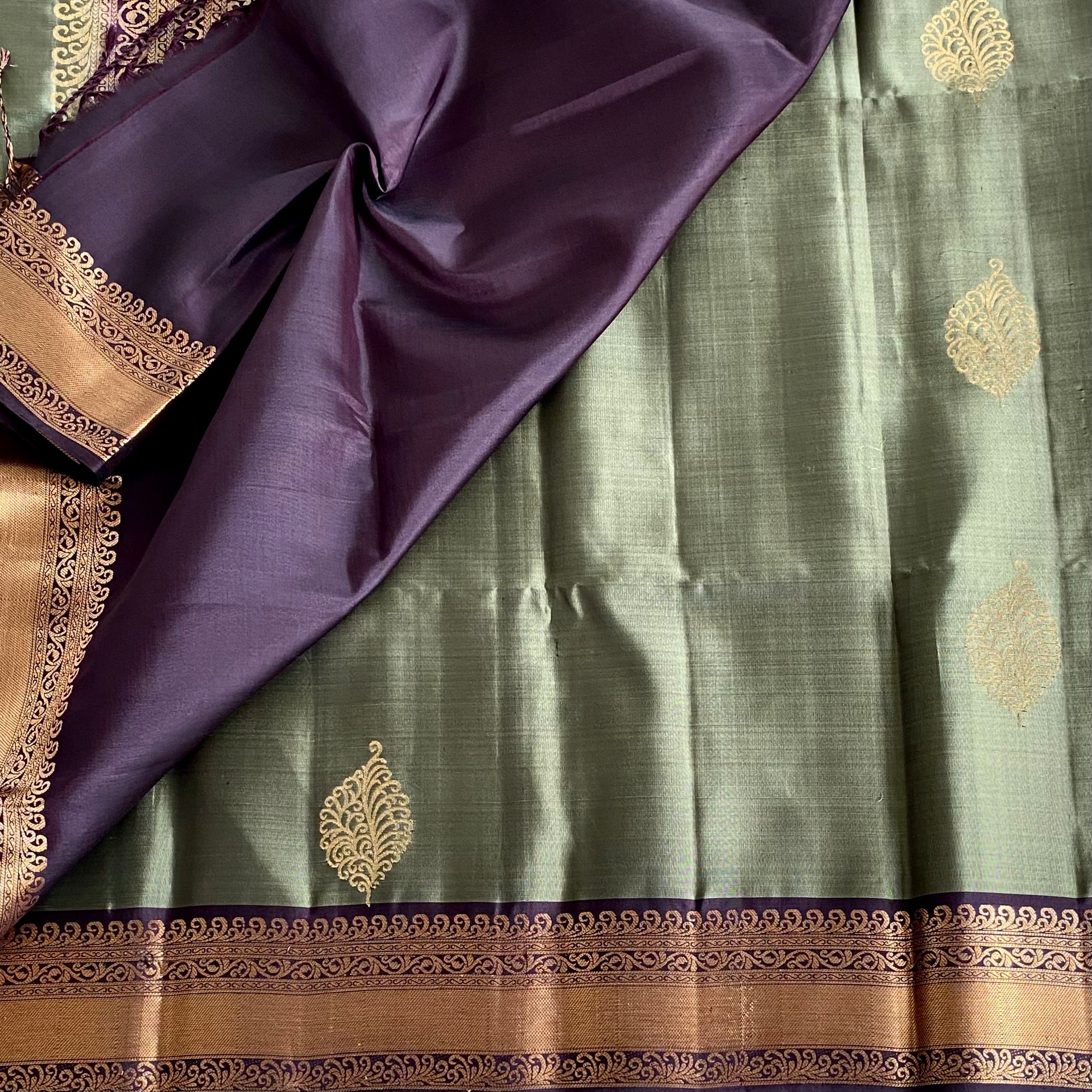 Olive Green Designer Pure Silk Saree With Deep Maroon Pallu