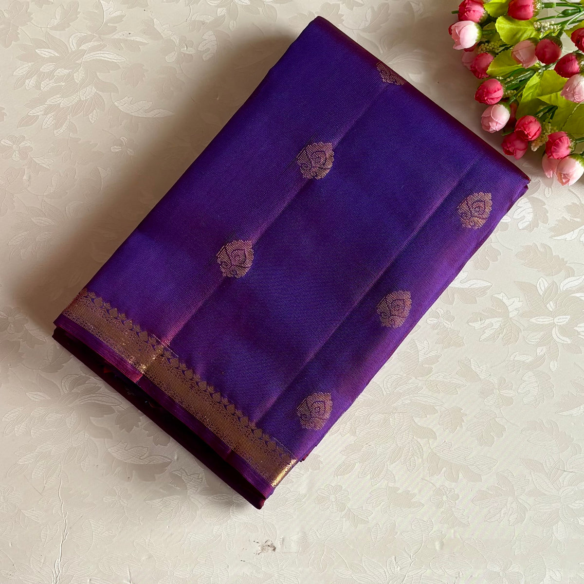 Dual Shaded Violet Designer Pure Silk Saree With Intricate Zari Woven Pallu