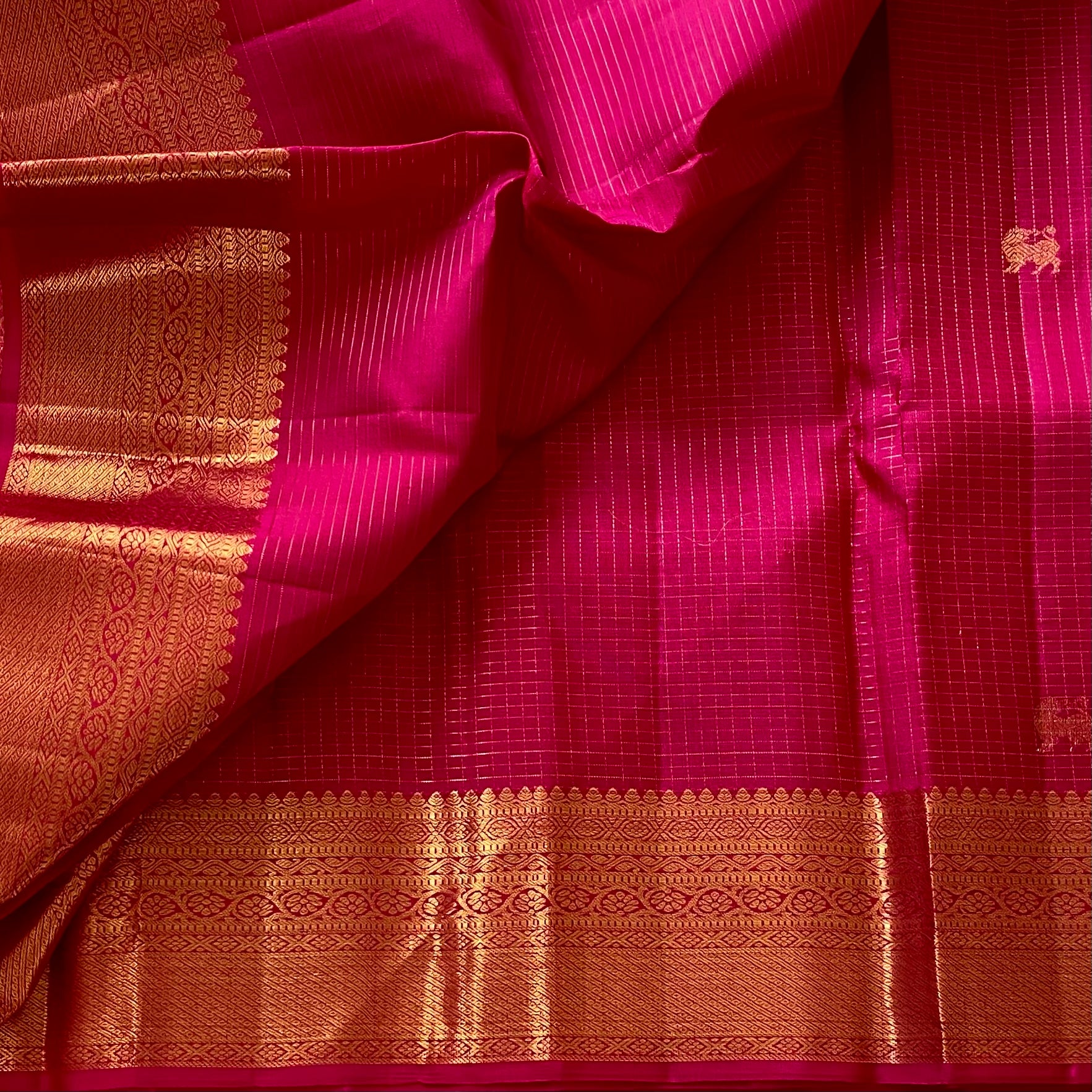Rani Pink Luxurious Kanjeevaram Pure Zari Silk With Temple Gold Border