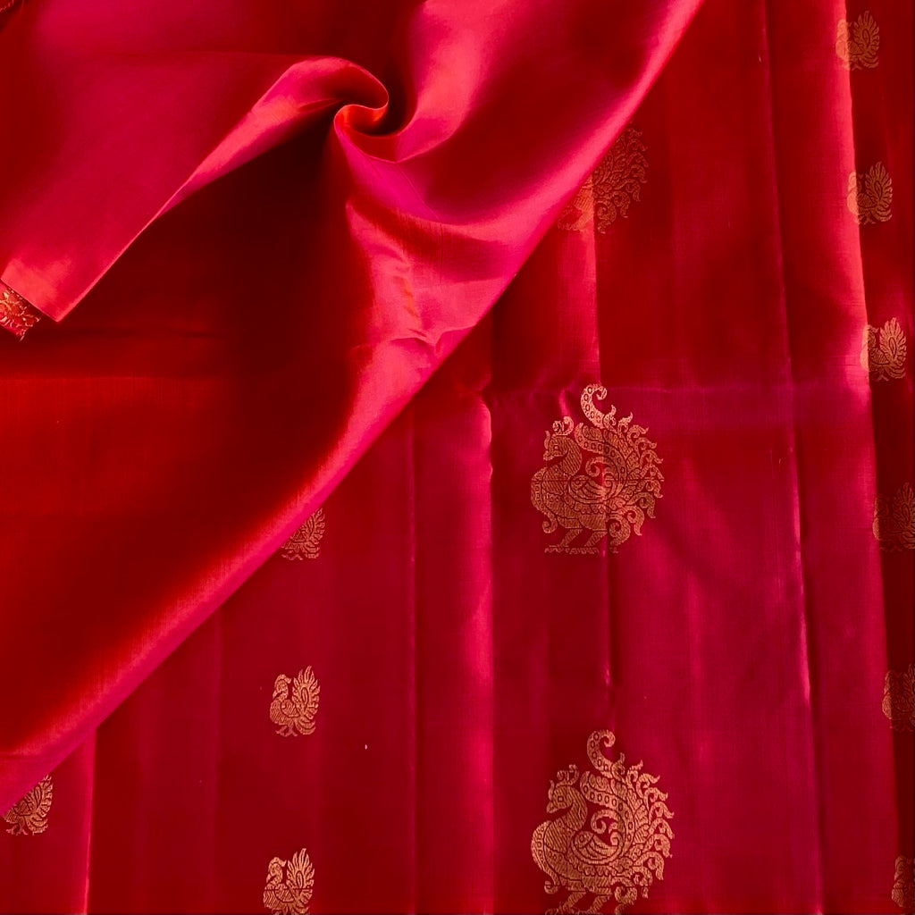 Kanakambari Pink Designer Pure Silk with intricate Pallu