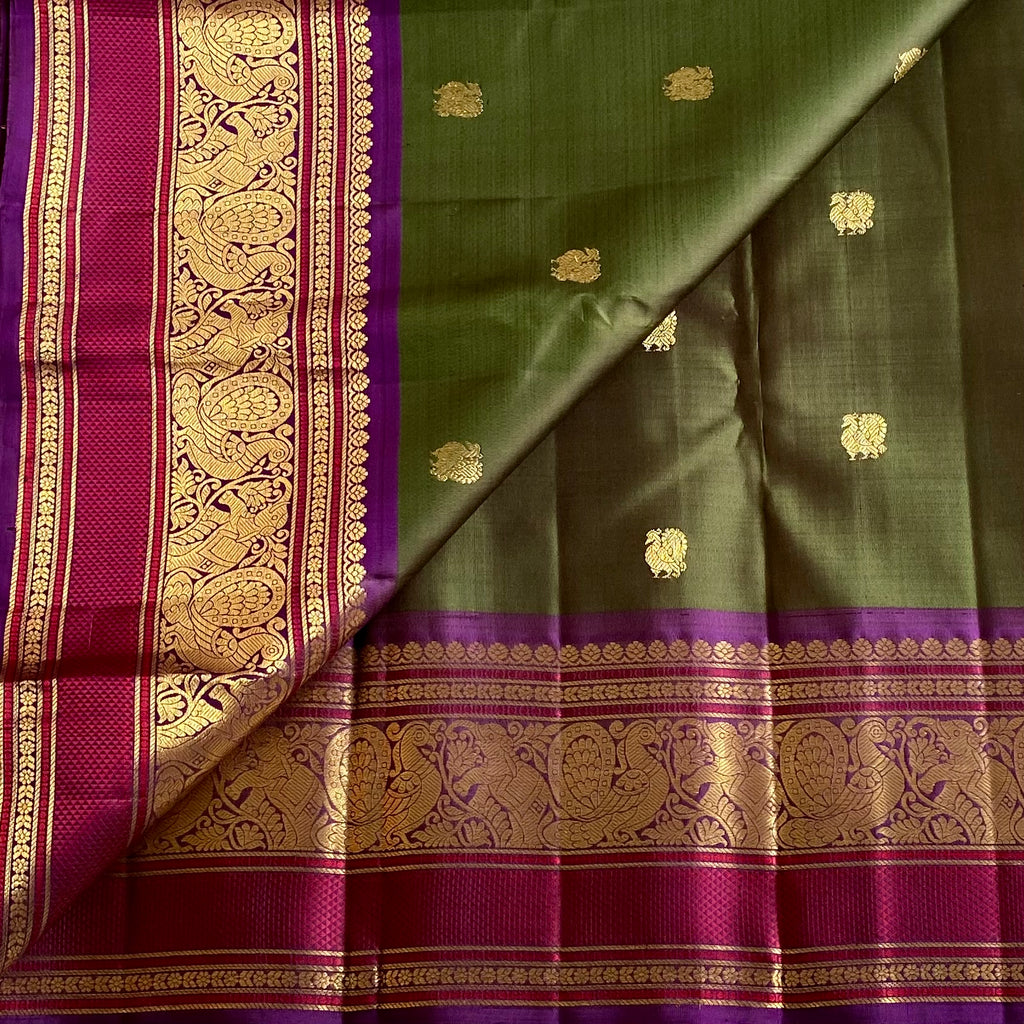 Deep Olive Green Kanjeevaram Pure Zari Silk Saree With Purple Pallu