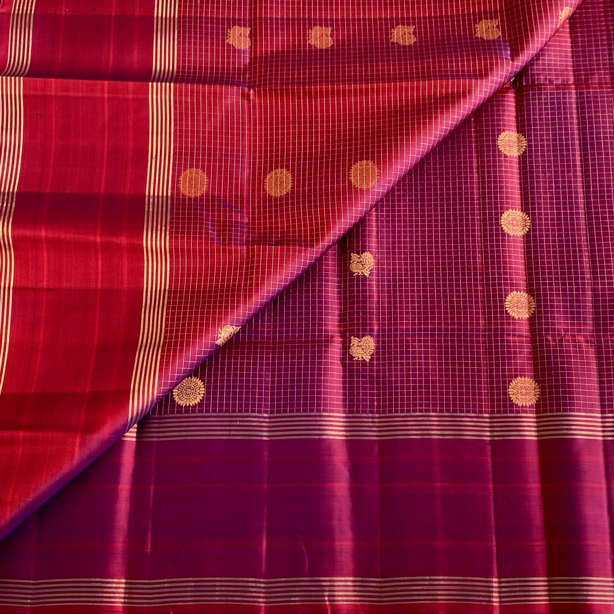 Dual Shaded Rustic Magenta Designer Pure Silk Saree With Zari Buttas