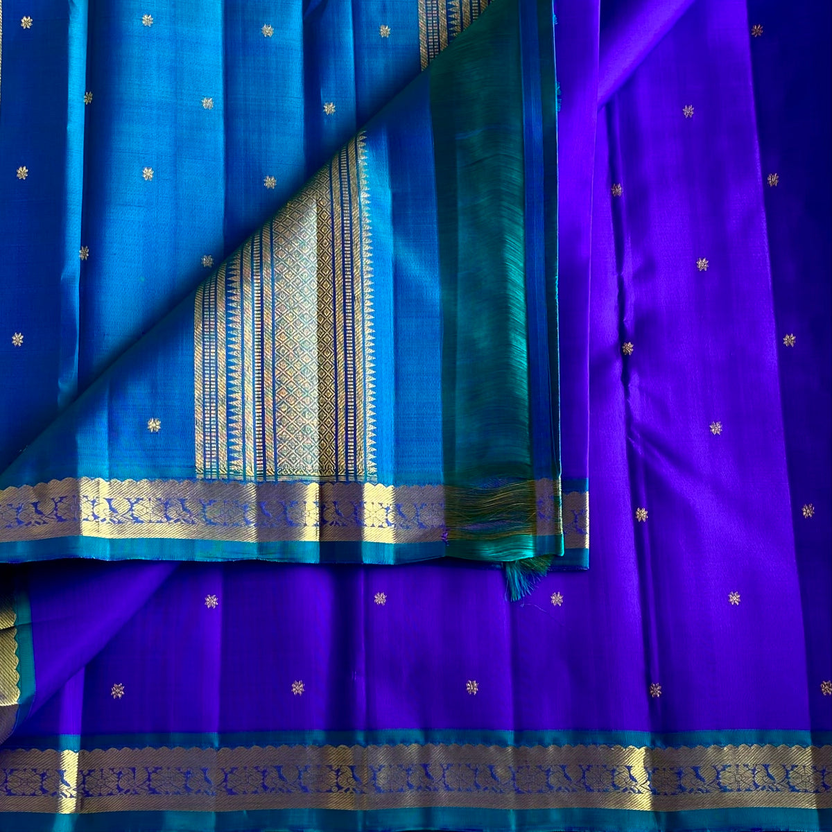Royal Bluish Purple Kanjeevaram Pure Zari Silk Saree With Turquoise Pallu