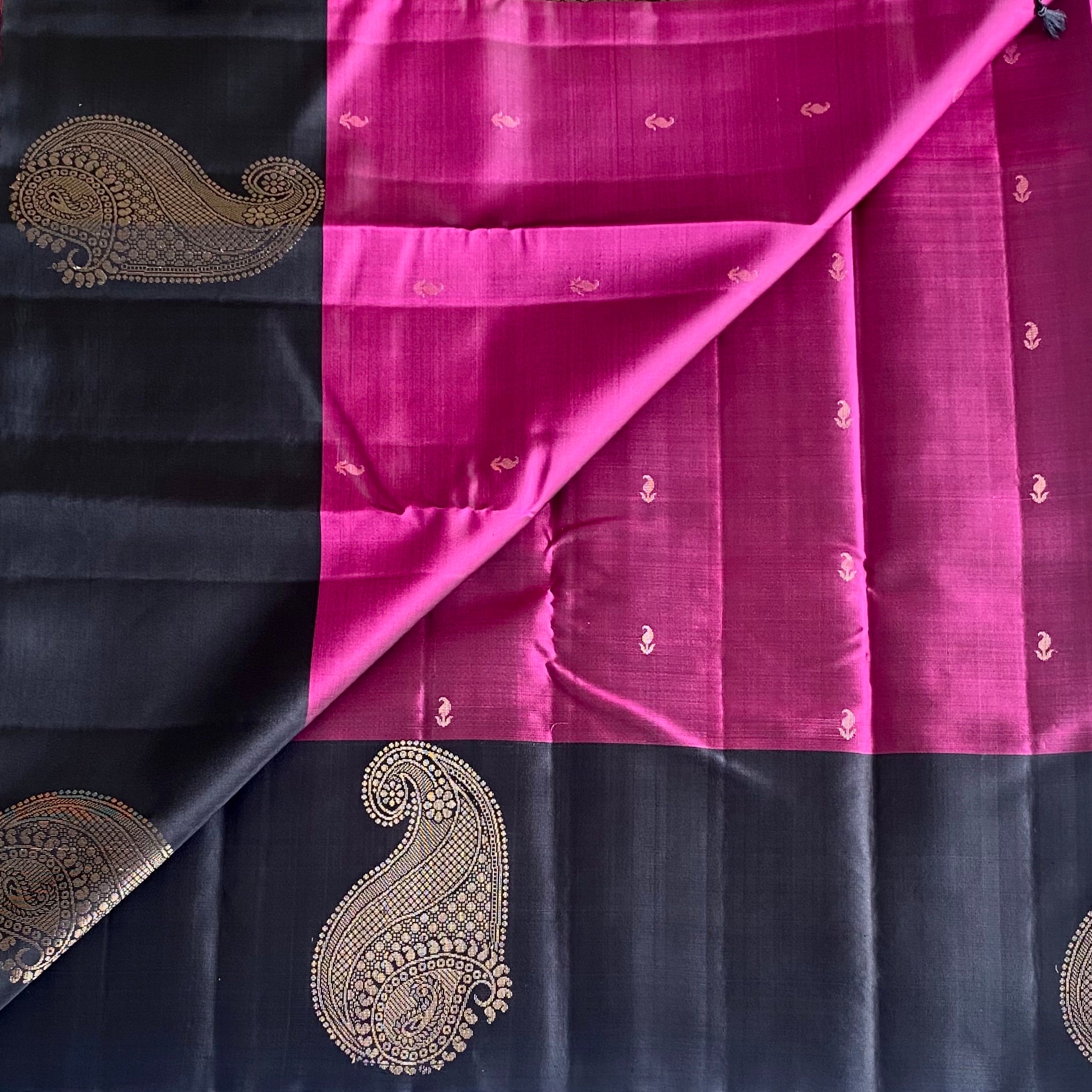 Deep Magenta Designer Pure Silk With Rani Charcoal Black Gold Zari