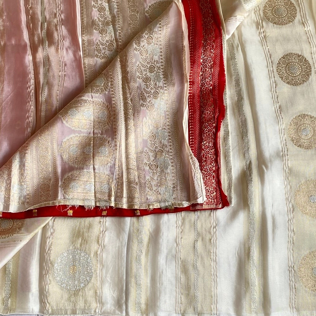Ivory Cream Soft Crepe Designer Silk Saree With Red Blouse