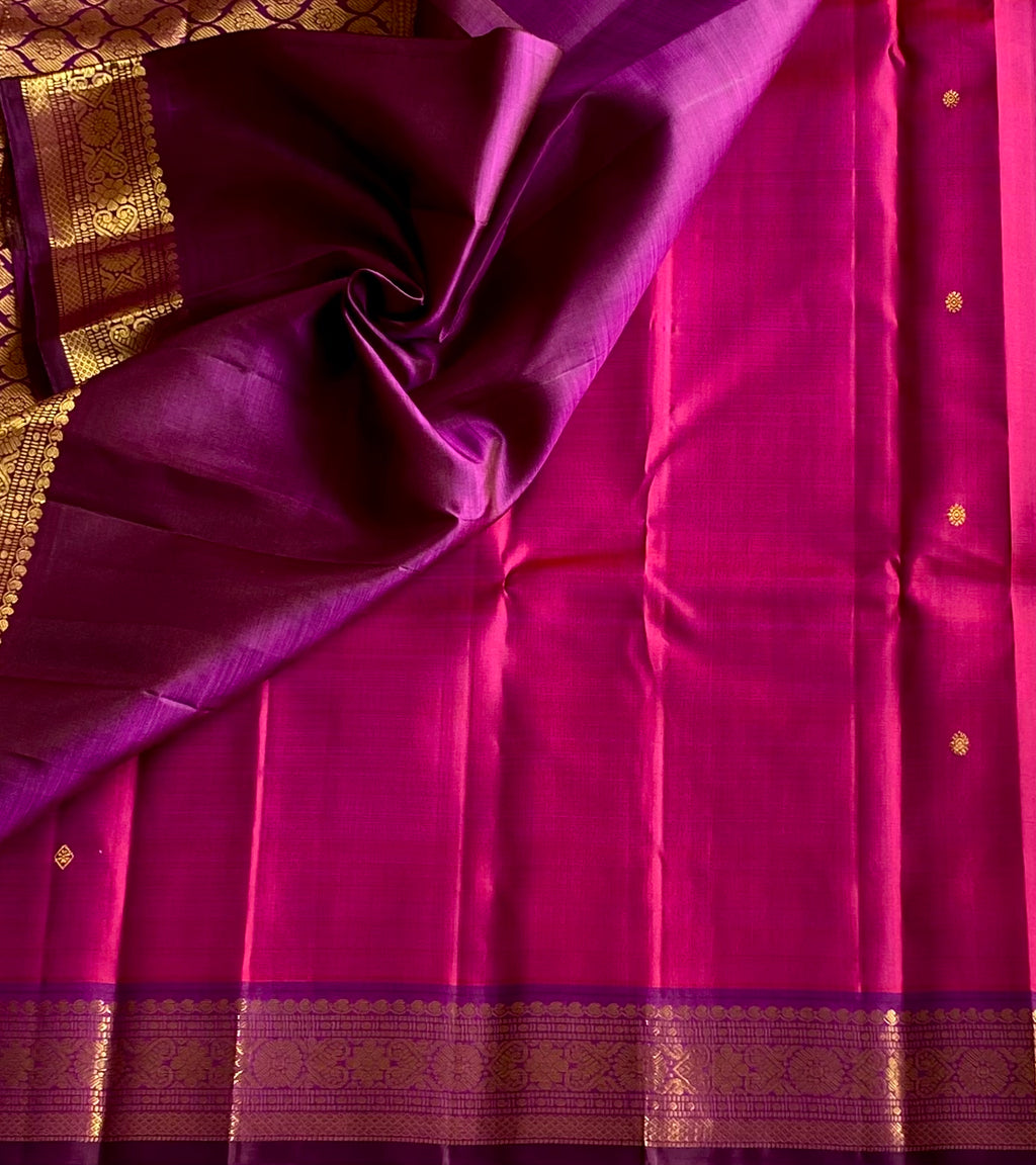 Magenta Silk Saree Purple Pallu Gold Brocade Traditional Wedding Wear