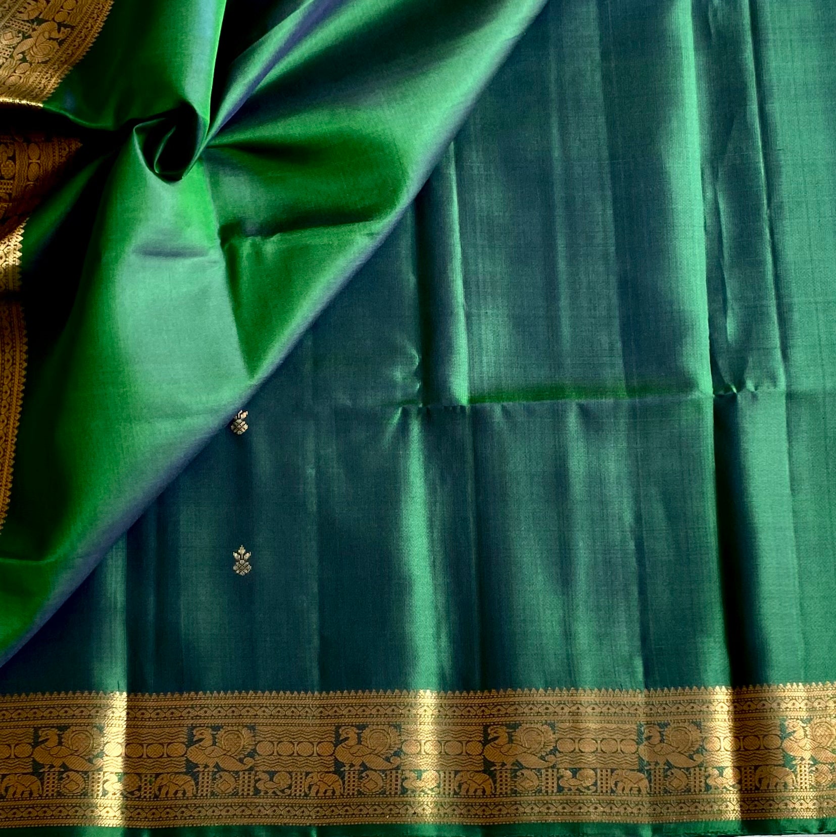 Teal Silk Saree Antique Gold Zari Elephant Border Tassels Traditional