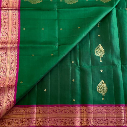 Bottle Green Designer Pure Silk Saree With Rani Pink Pallu