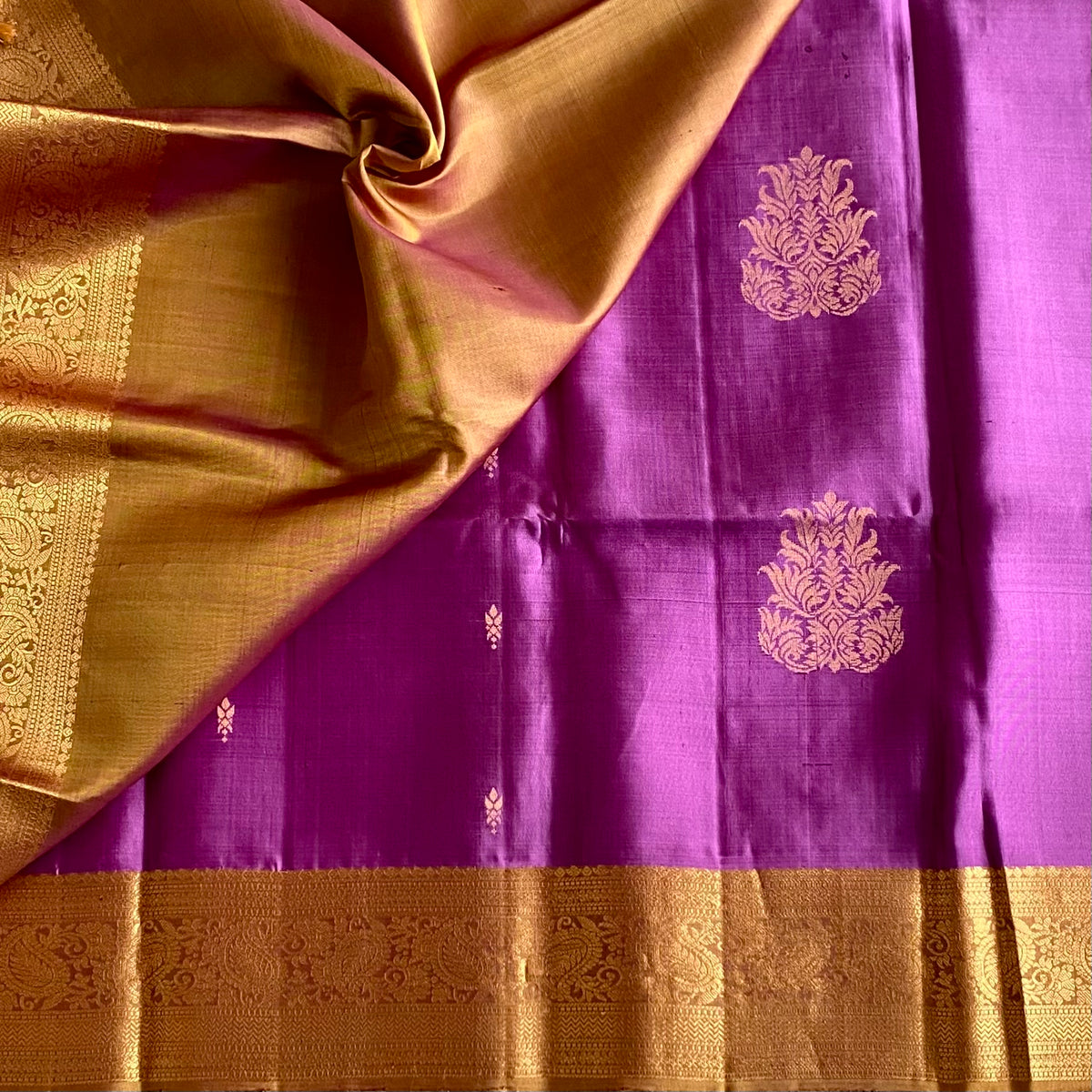 Lilac Lavender Designer Pure Silk Saree With Antique Gold Pallu