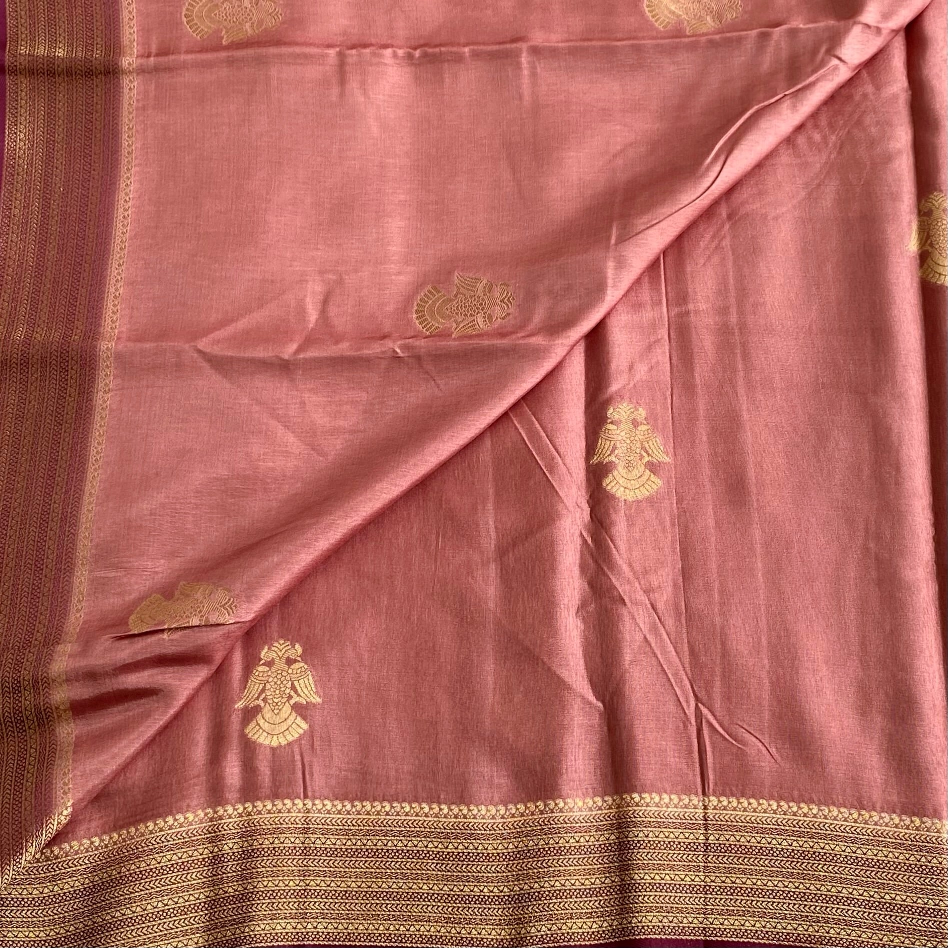 Dusty Rose Soft Tussar Silk Saree With Wine Maroon Pallu