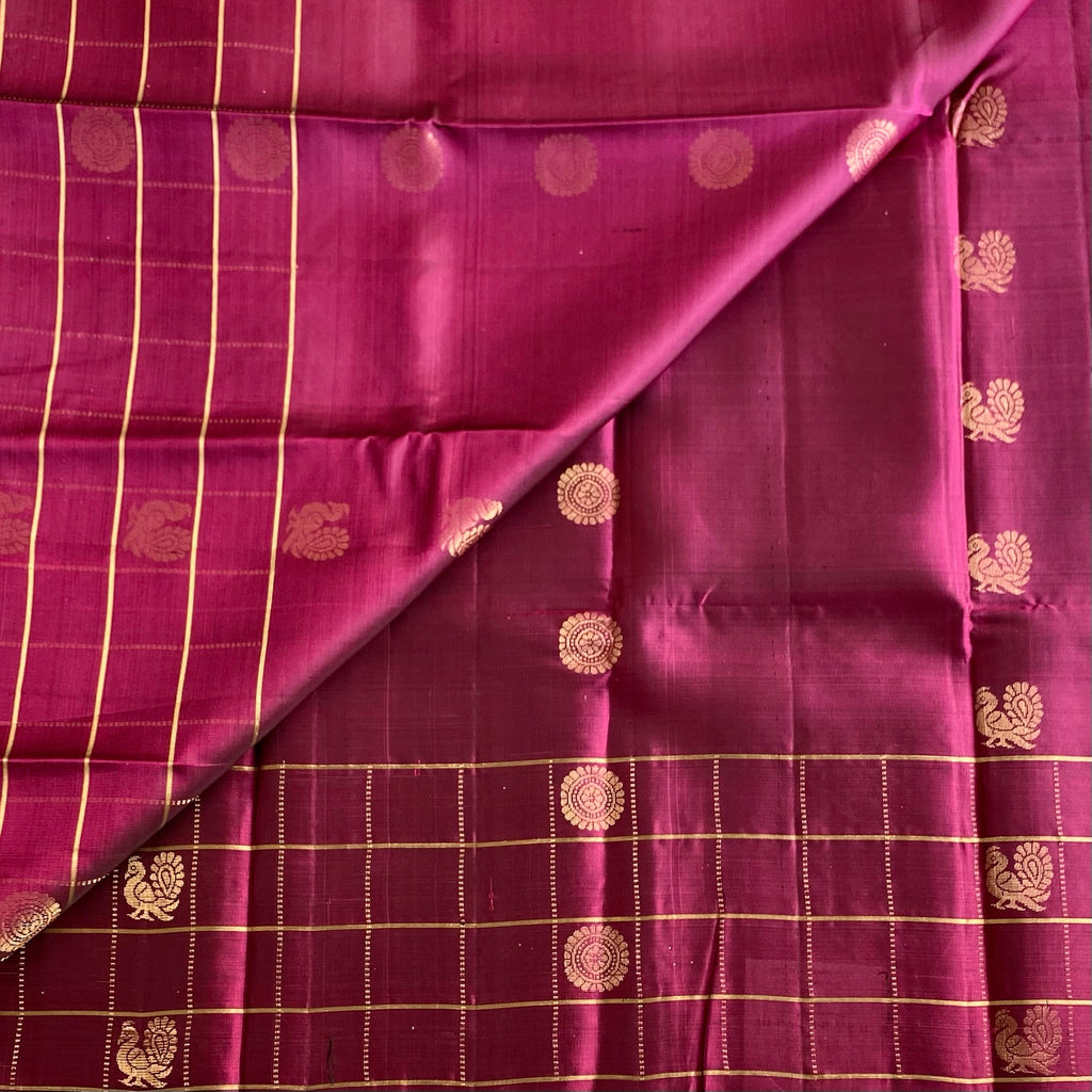 Deep Magenta Designer Pure Silk Saree With Gold Zari Pallu