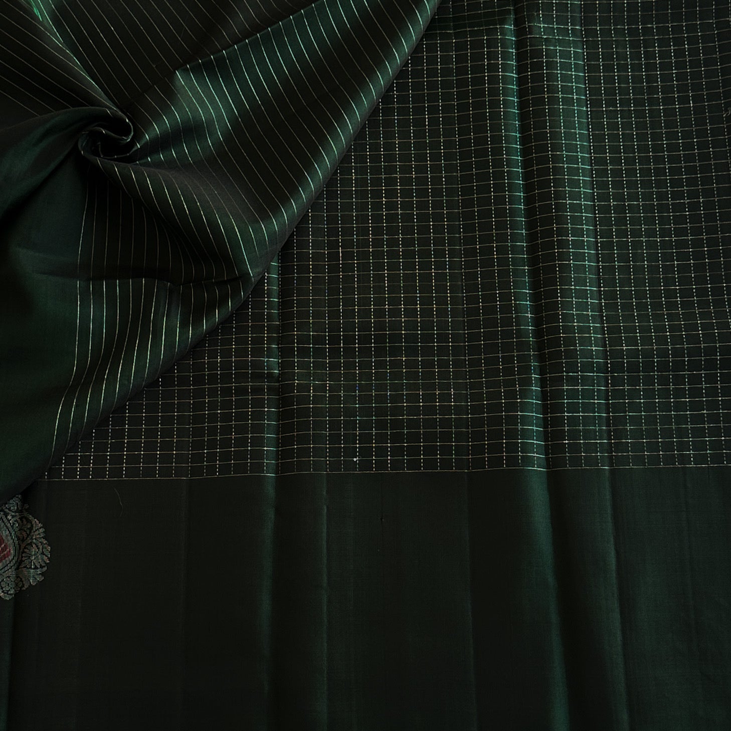 Deep Emerald Silk Saree Silver Zari Paisley Butta Checked Pallu