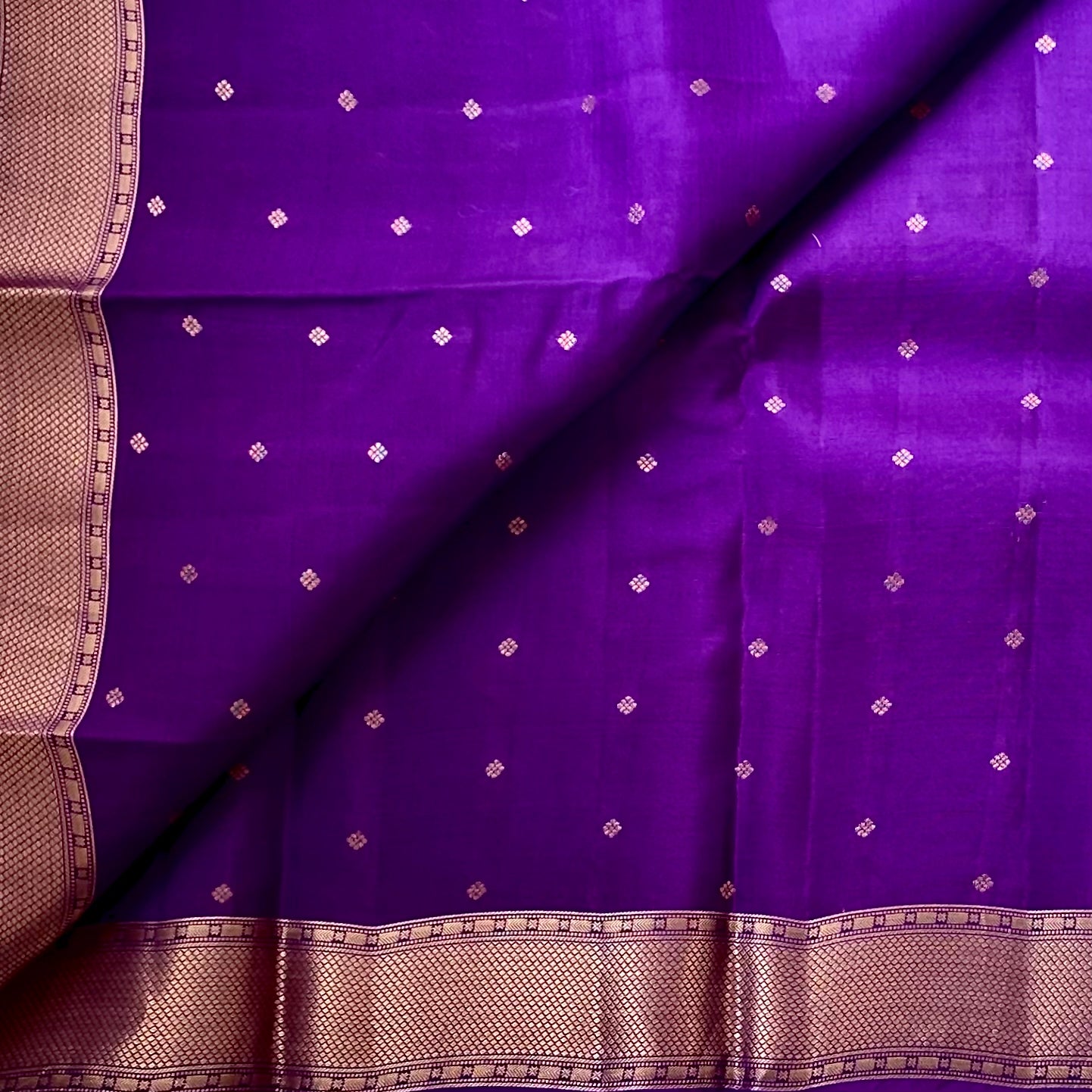 Purple Silk Saree Rose Gold Zari Border Chevron Pallu Diamond