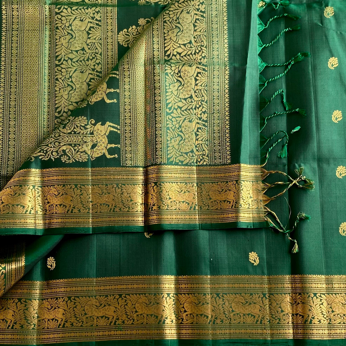 Emerald Green Designer Pure Silk Saree With Antique Gold Pallu