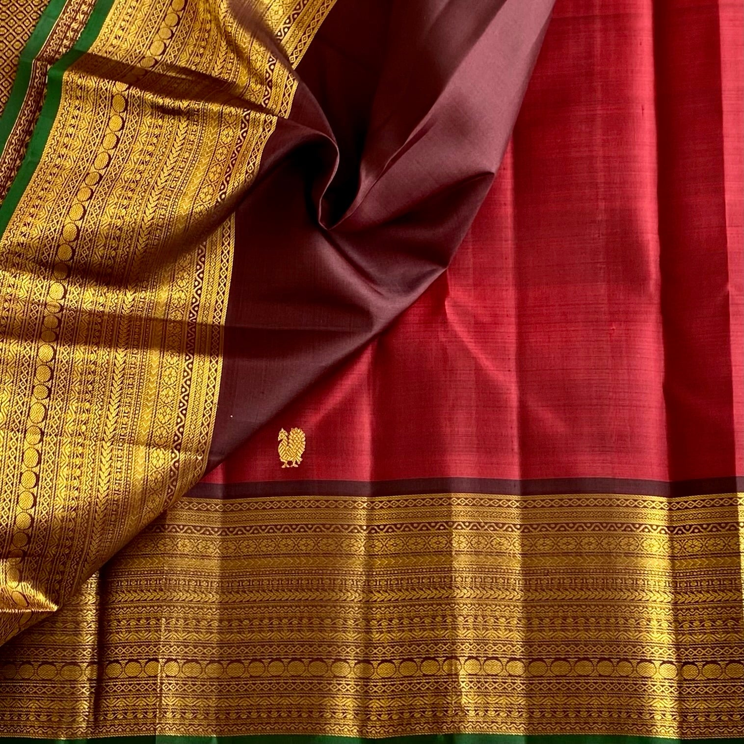 Deep Maroon Pure Kanjeevaram Silk With Coffee Brown Contrast
