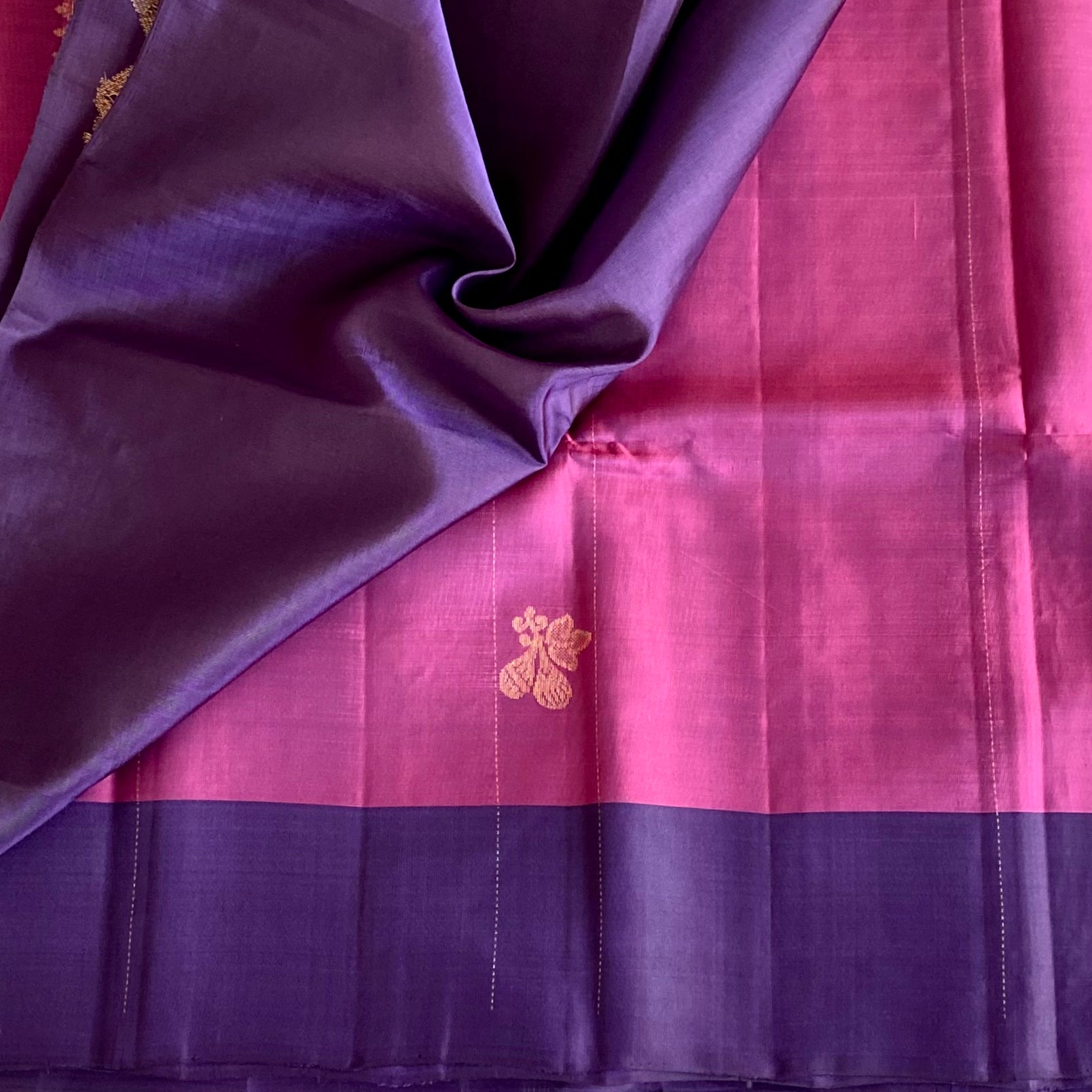 Dual Shaded Magenta Designer Pure Silk Saree With Purple Pallu