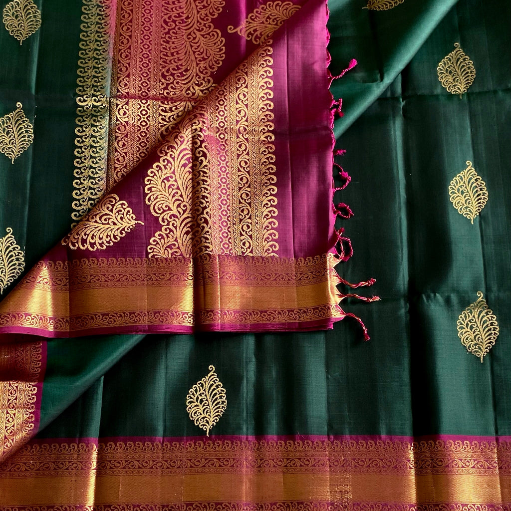 Deep Emerald Green Designer Pure Silk Saree With Rich Magenta Pallu