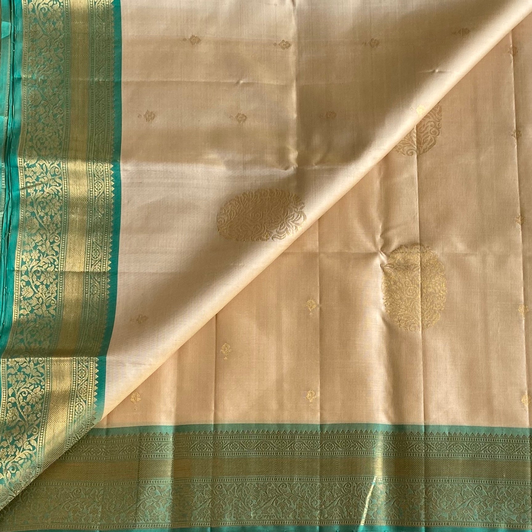 Pastel Beige Designer Pure Silk Saree With Sea Green Pallu