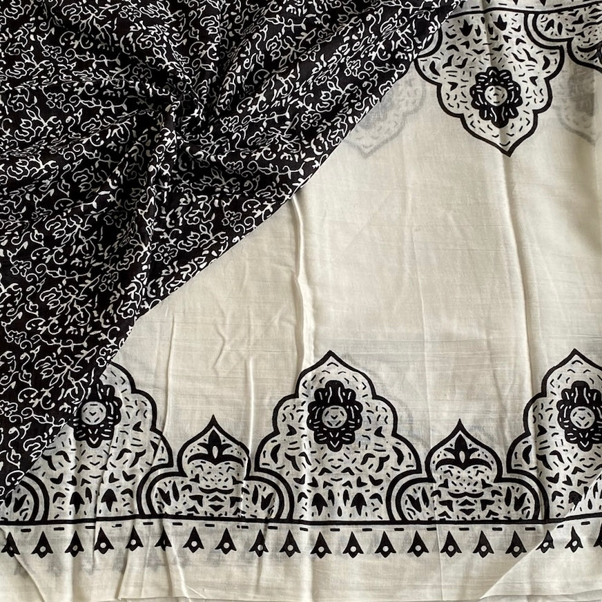 Ivory Jet Black Everyday Saree With Floral Medallion Print