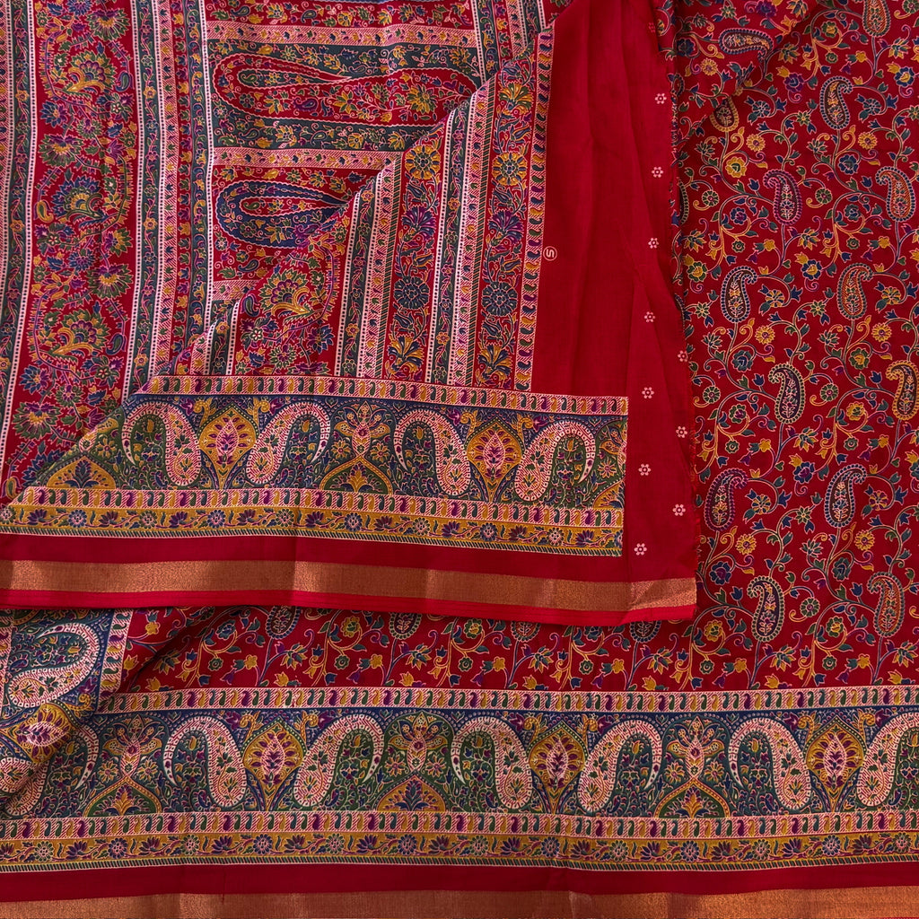 Crimson Paisley Saree With Gold Brocade Border For Wedding Wear