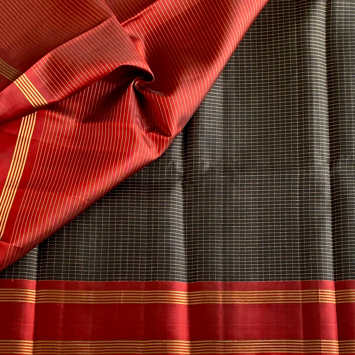 Charcoal Black Designer Pure Silk Saree With Crimson Maroon Pallu
