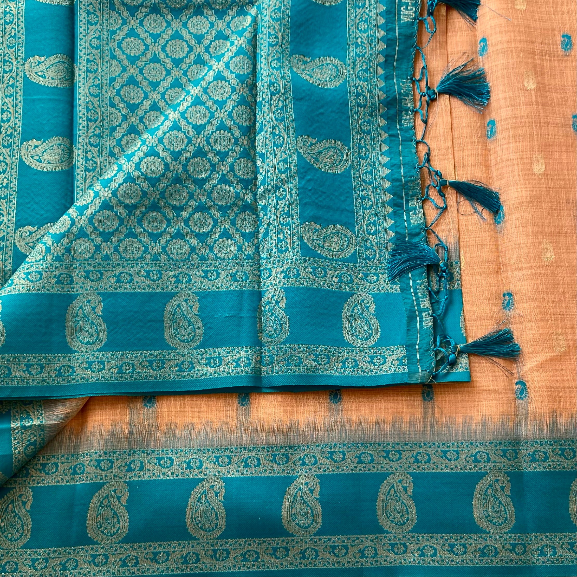 Teal Peach Silk Zari Paisley Woven Saree With Tassel Pallu