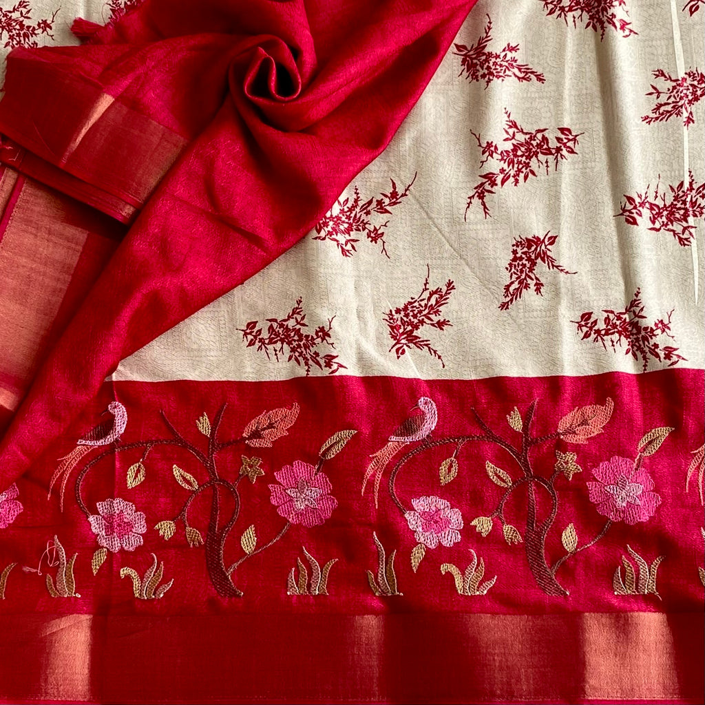 Ivory Soft Tussar Silk Saree With Rani Pink Pallu Gold Zari Border