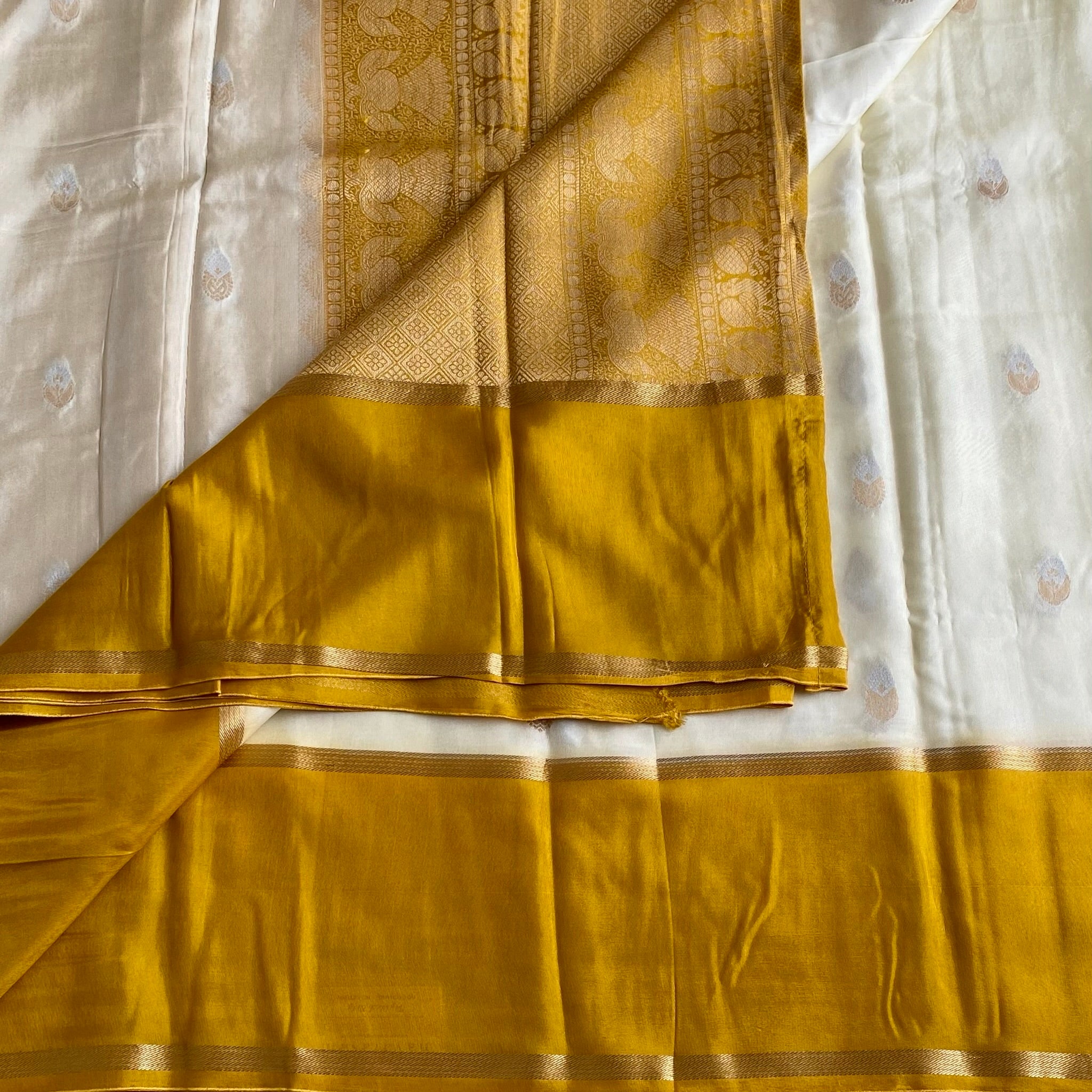 Ivory Pearl Soft Tussar Silk Saree With Mustard Yellow Pallu