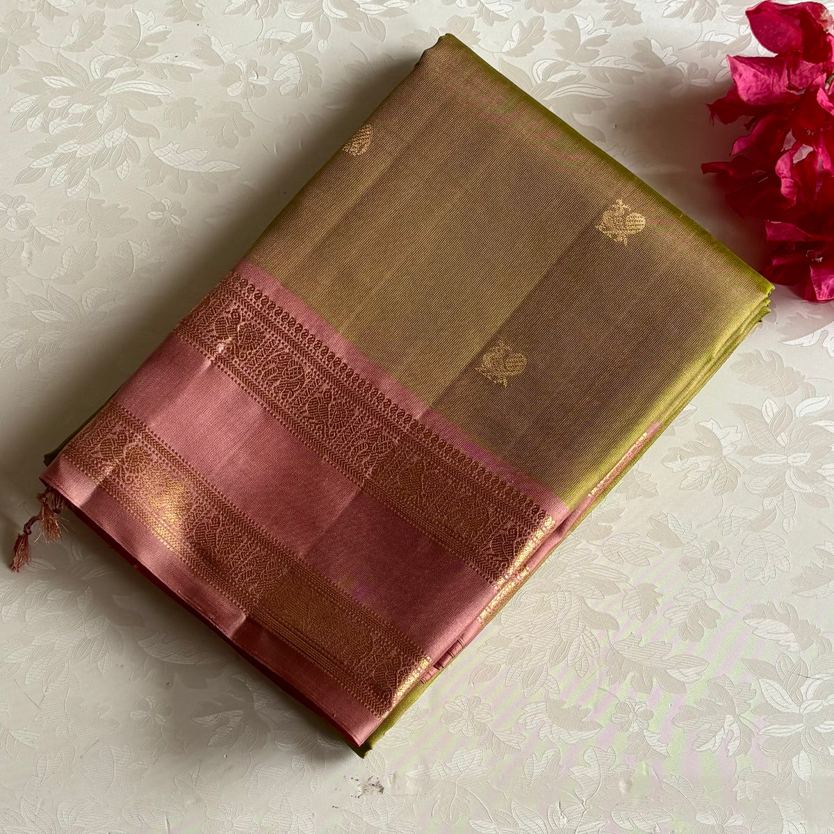 Pastel Dual Shaded Olive Green Designer Pure Silk Saree With Dusty Rose Pallu