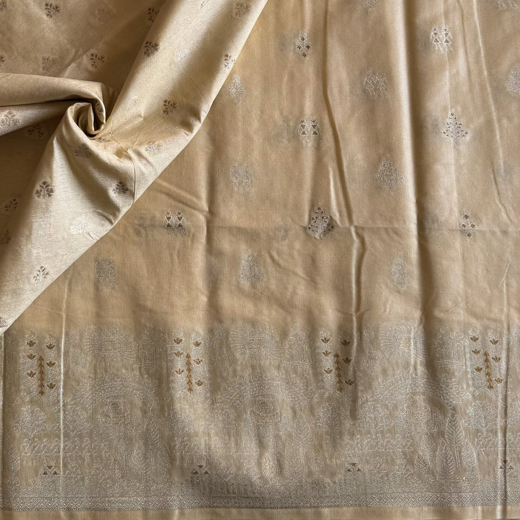 Ivory Gold Tassel Saree Elegant Woven Buti Traditional Wear