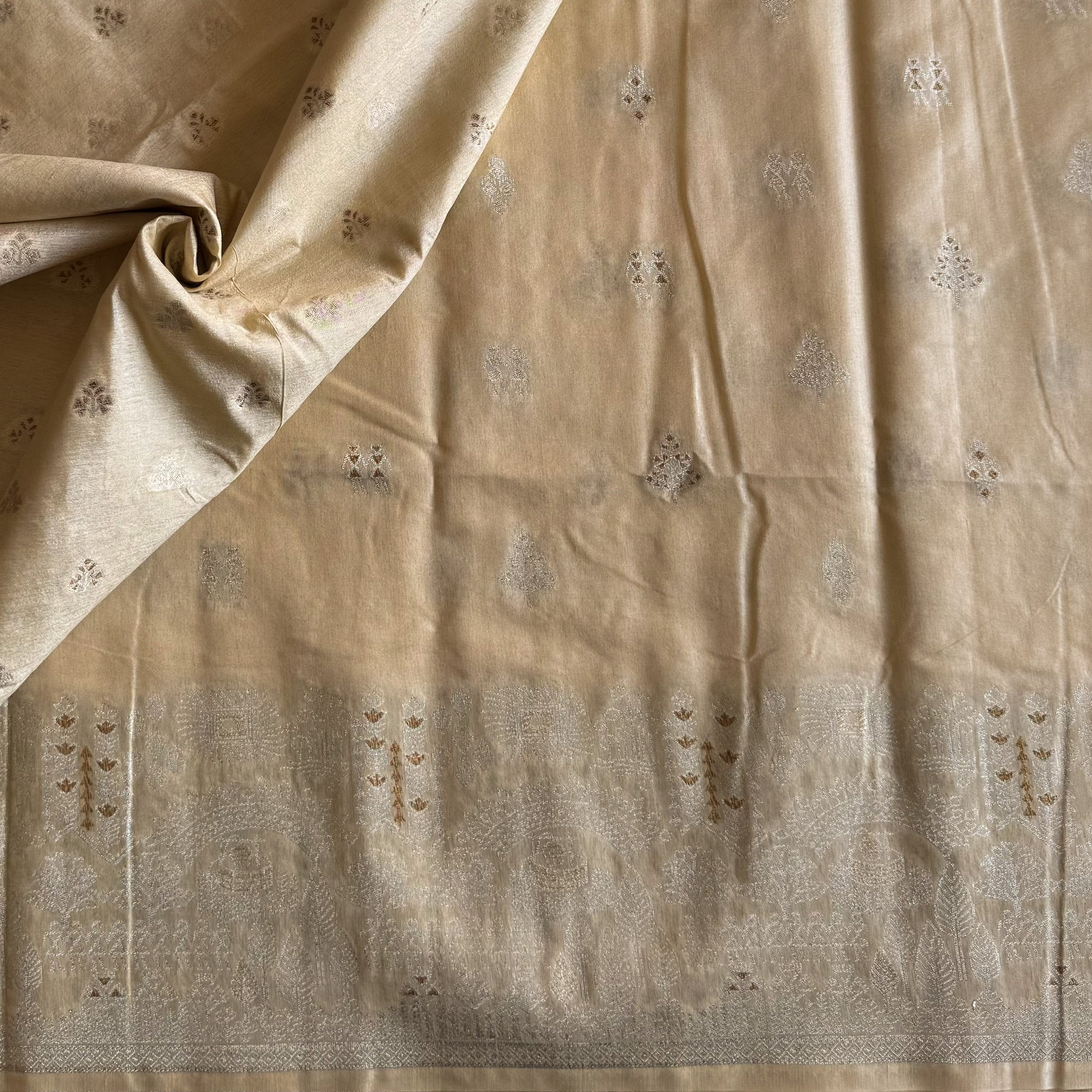 Ivory Gold Tassel Saree Elegant Woven Buti Traditional Wear