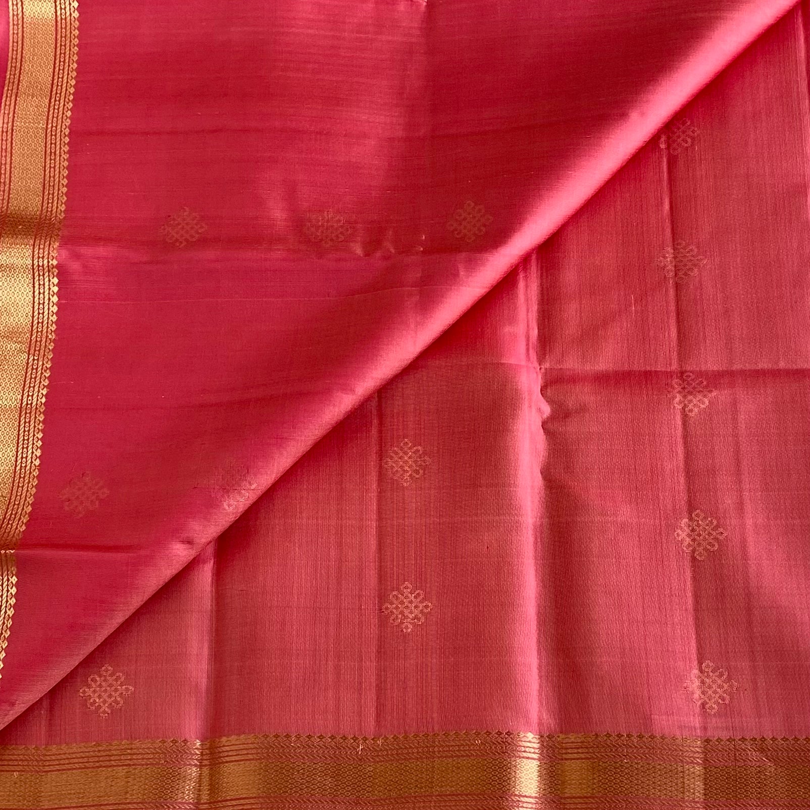Metallic Rose Pink Designer Pure Silk Kollam Zari Woven With Rich Pallu