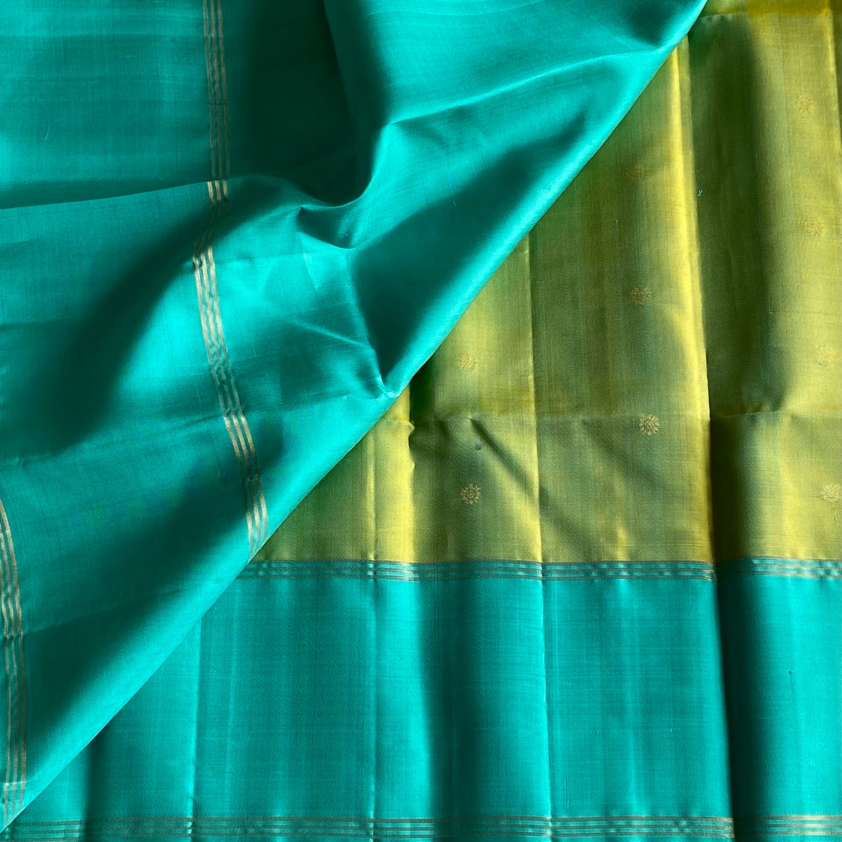 Jewel Green Designer Pure Silk Saree With Metallic Turquoise Pallu