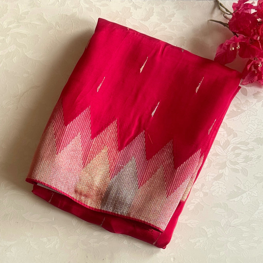Elegant Fuchsia Silk Saree Metallic Copper Pallu Gold Zari Work
