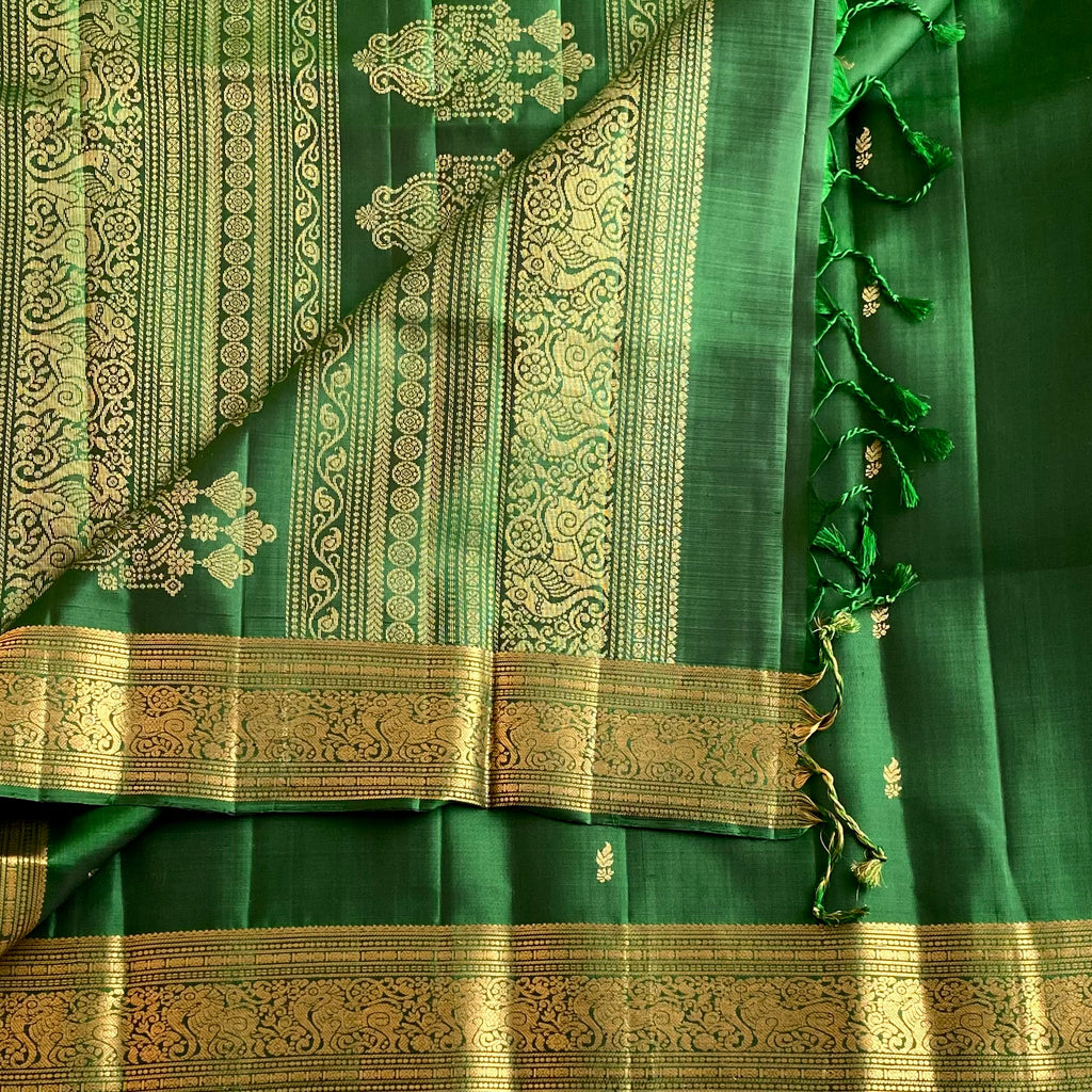 Emerald Green Designer Pure Silk Saree With Antique Gold Pallu And Borders
