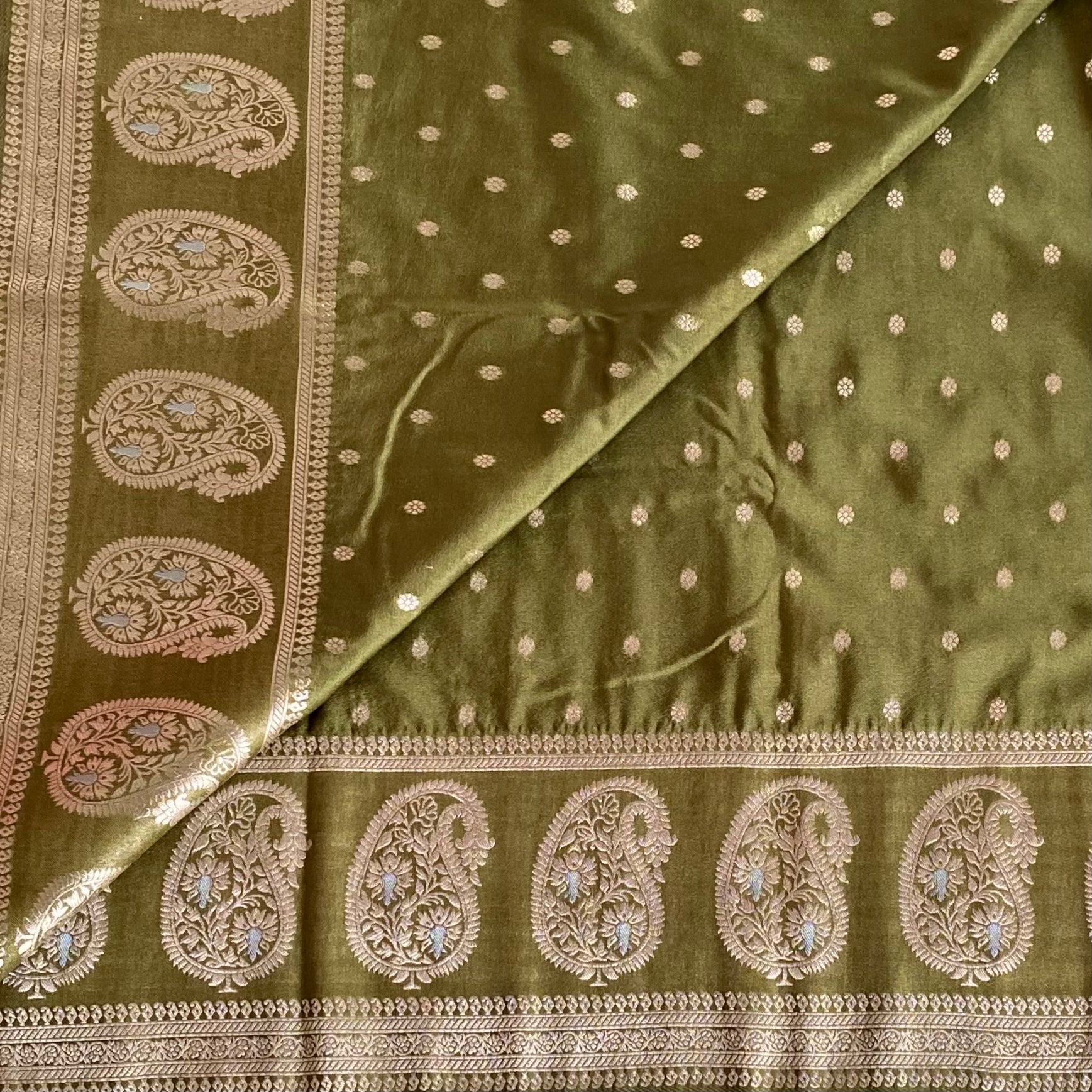 Olive Green Banarasi Style Saree Champagne Pallu Antique Gold Zari