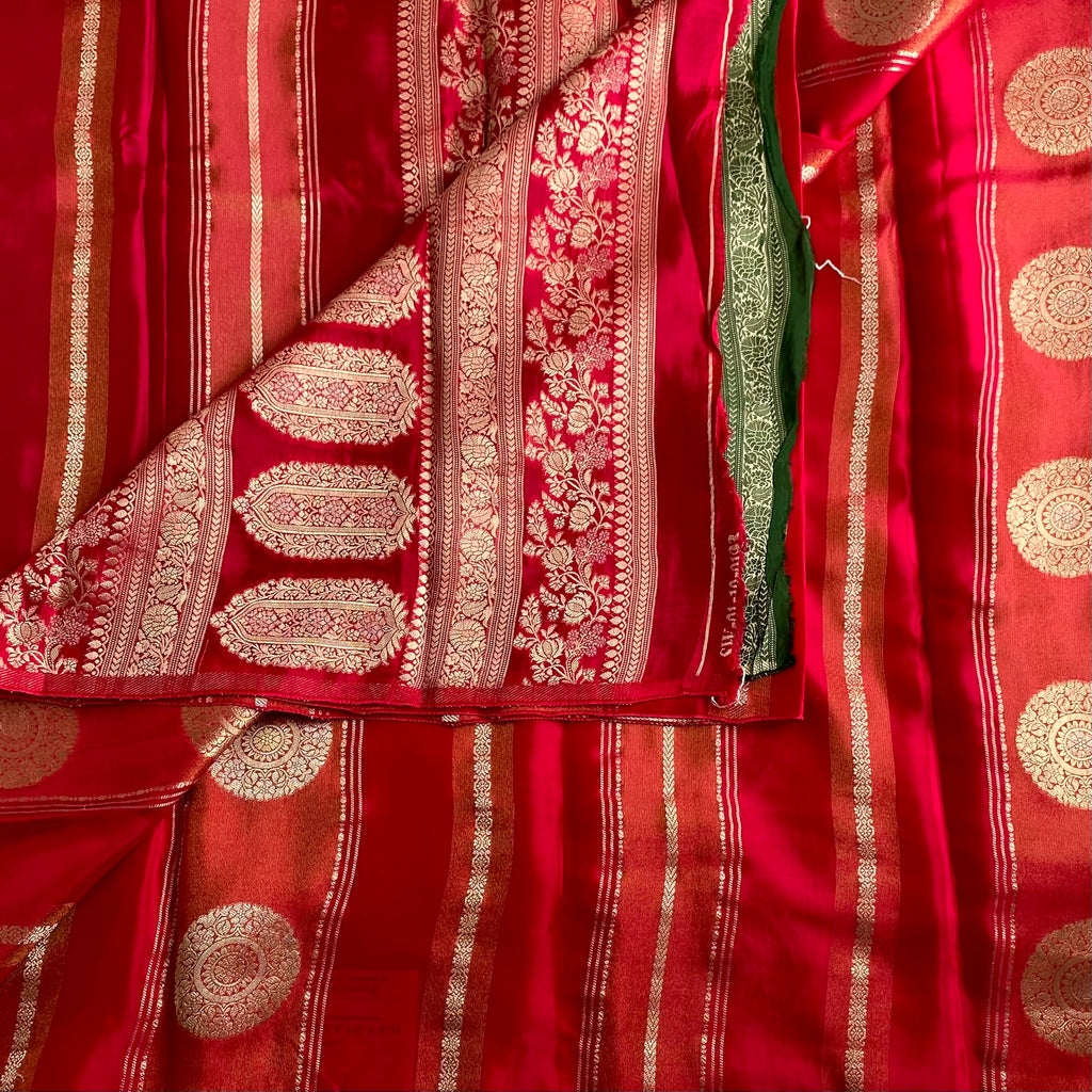 Shades of Red Soft Crepe Silk Saree With Antique Gold Pallu