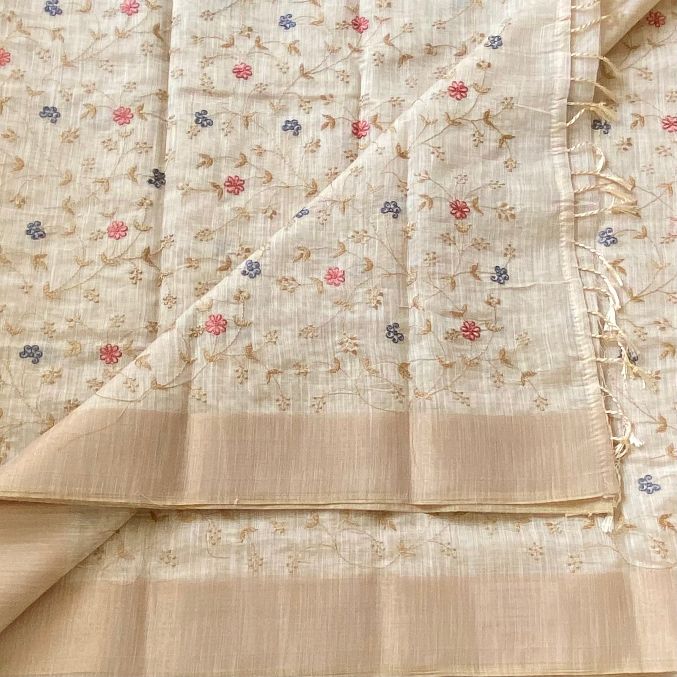 Cream Floral Embroidered Silk Saree with Gold Zari and Border