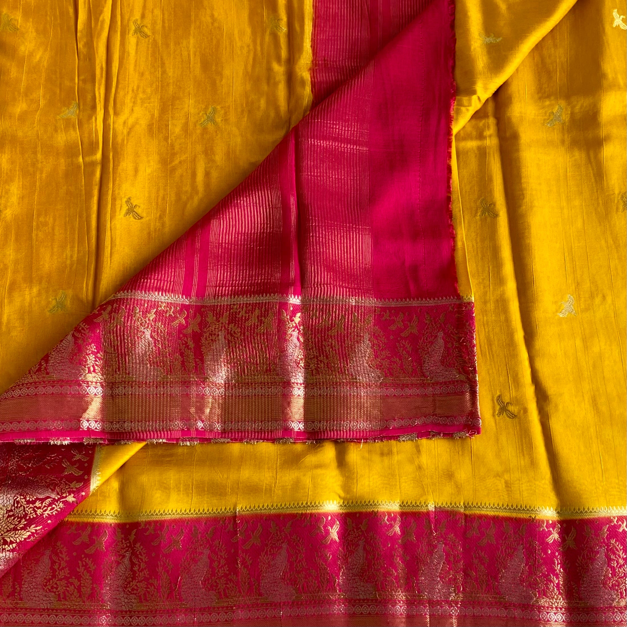 Mustard Yellow Soft Tussar Silk Saree With Rani Pink Pallu