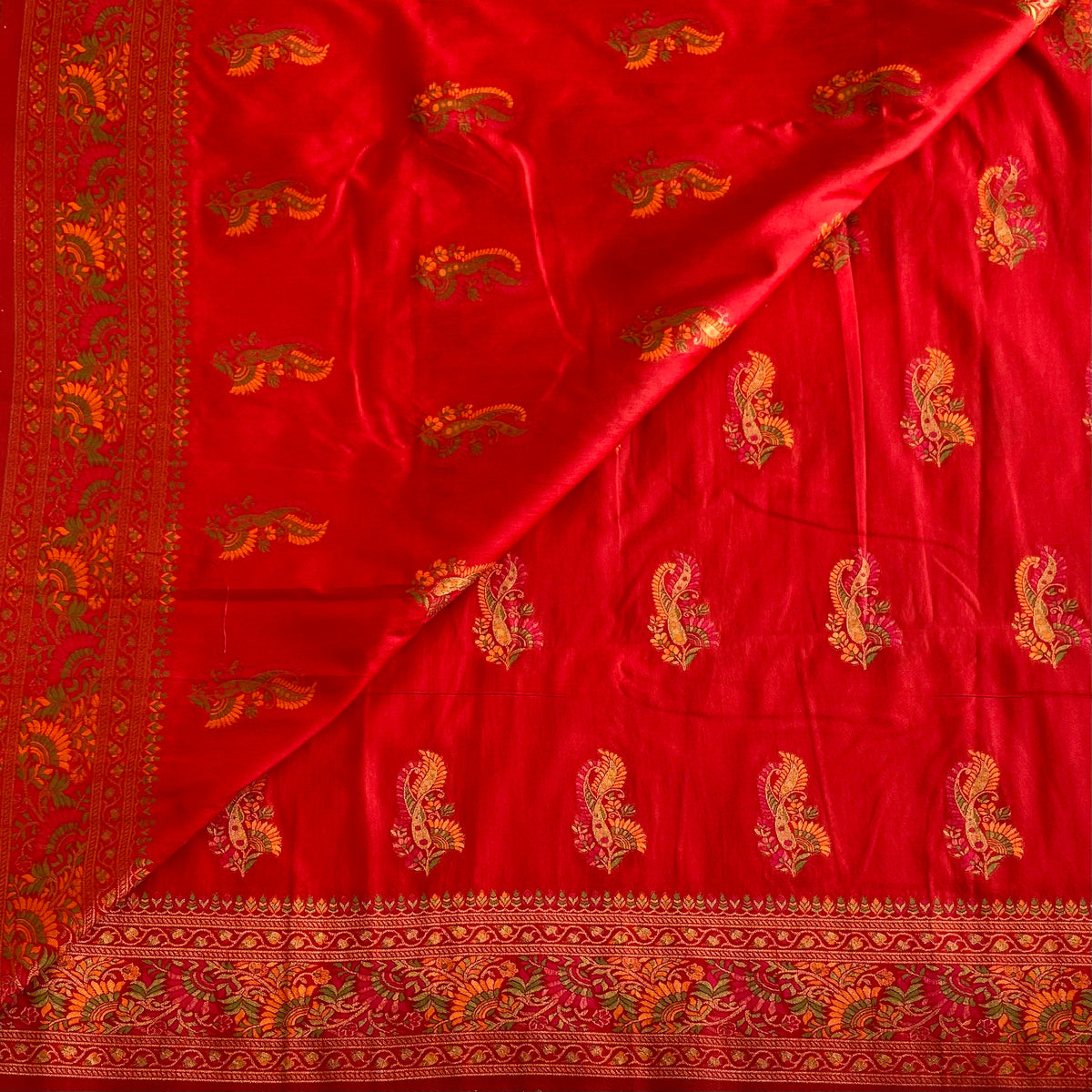 Ferrari Red Meenakari Woven (Not Printed) Soft Tussar Silk Saree With Meenakari Pallu