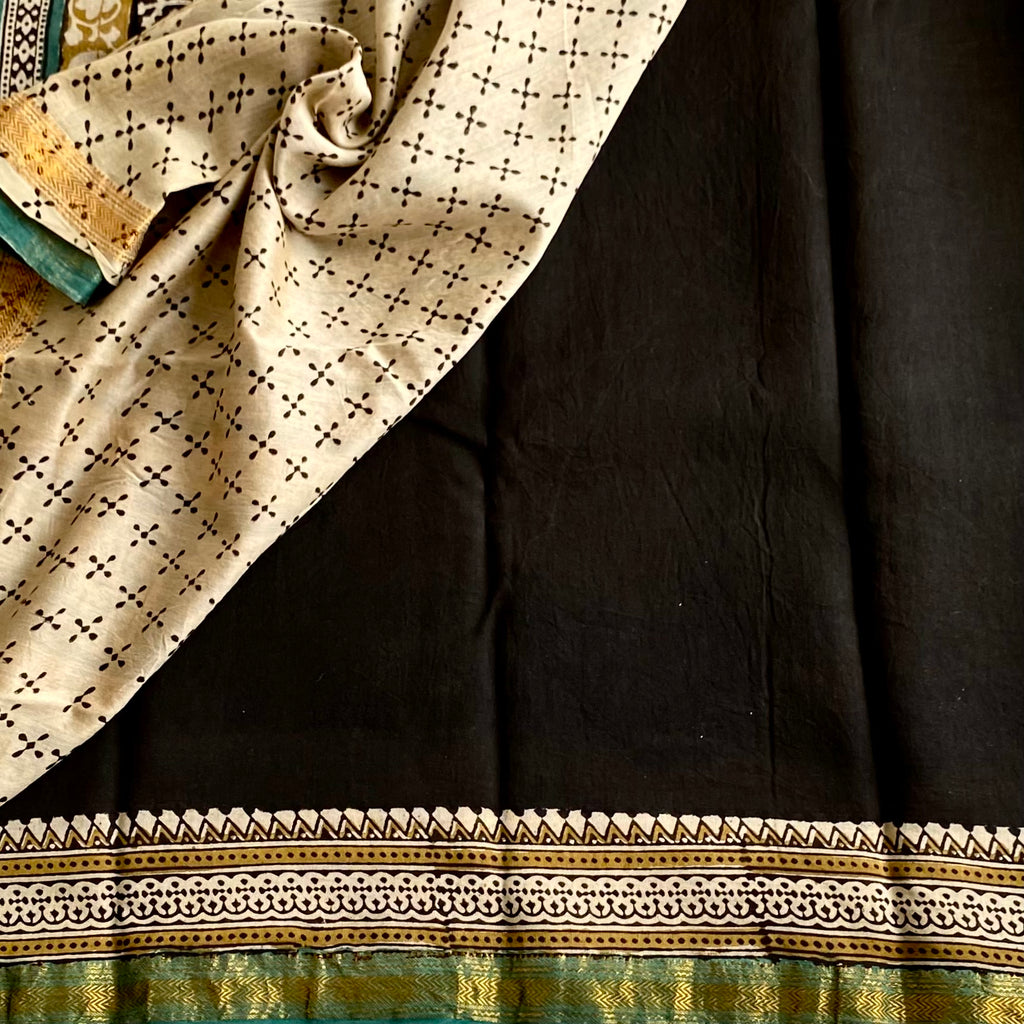 Jet Black Maheswari Soft Silk Cotton With Teal Green Pallu