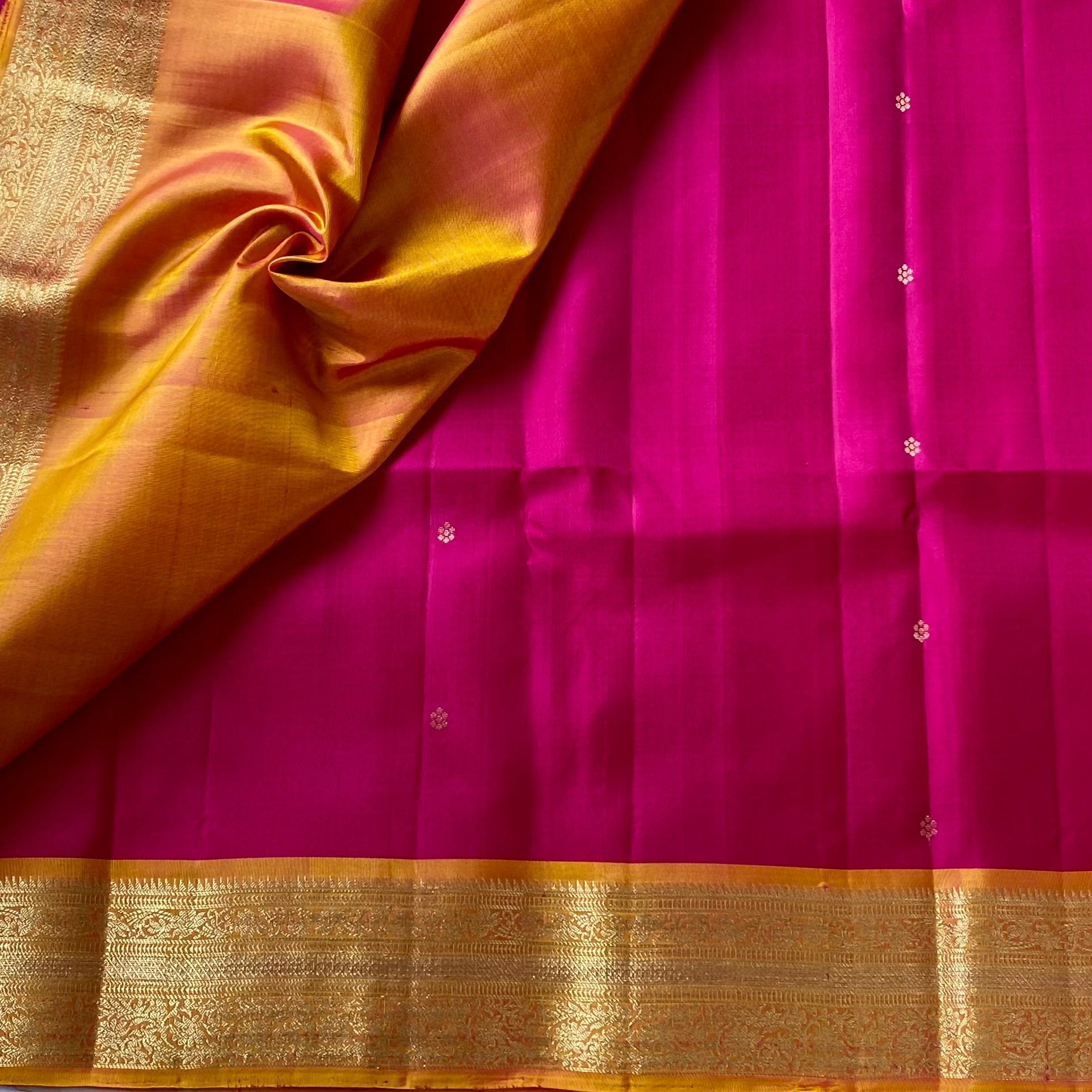 Magenta Banarasi Silk Saree Gold Zari Brocade Paisley Bridal Wedding